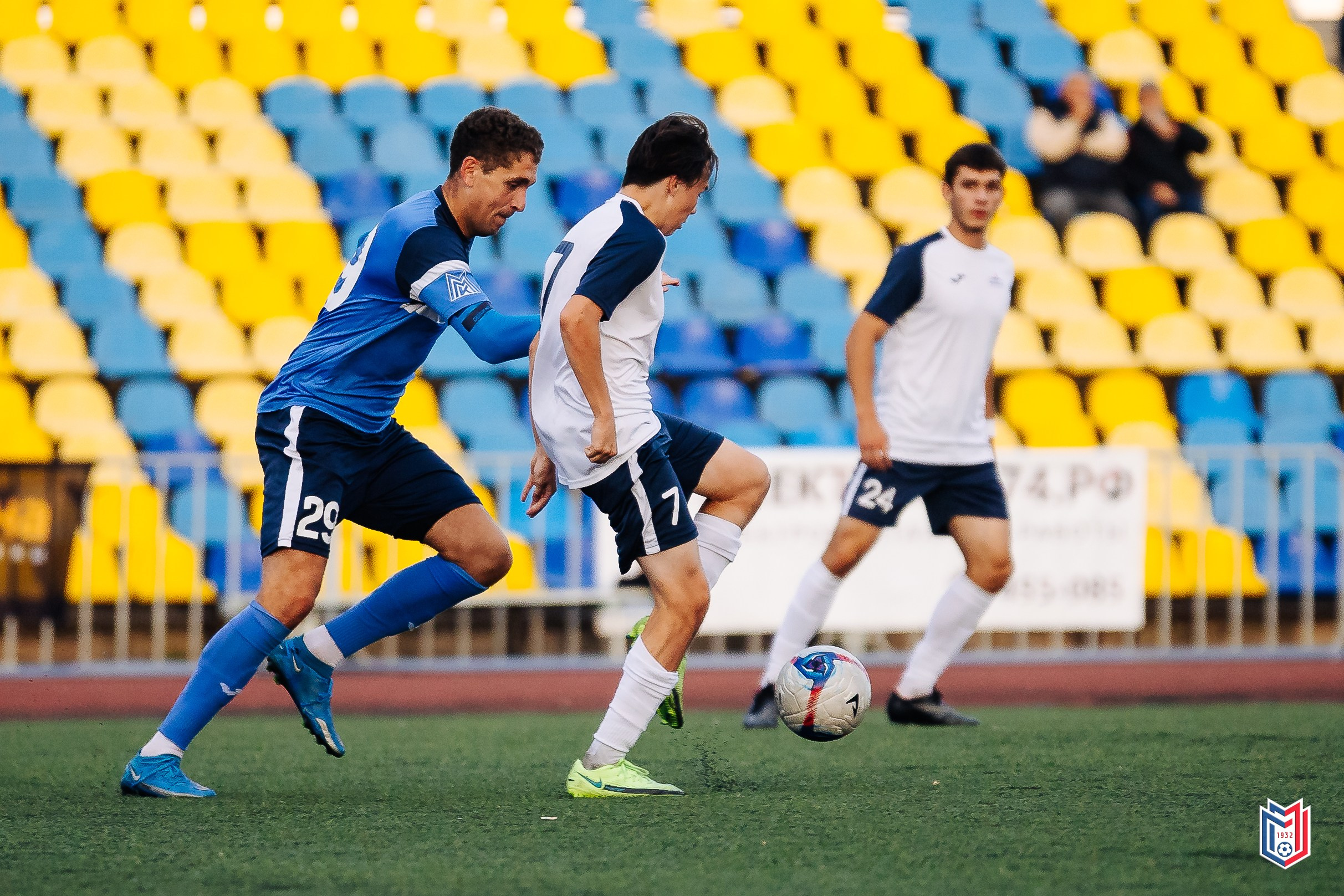 ФК «Металлург-Магнитогорск» — «СибГУФК Иртыш-2» // 21.09.24. Денис Прохоров Фотограф в г. Магнитогорск