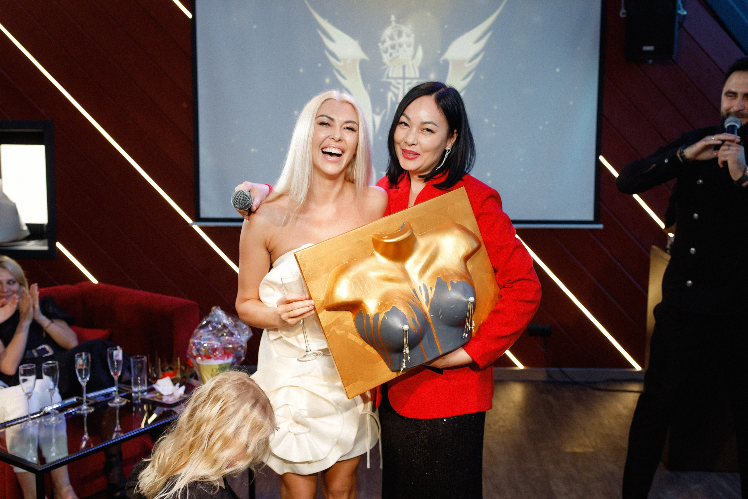 QUEEN KHV [12 ЛЕТ]. СВОИ. ФОТООТЧЕТЫ-СОБЫТИЯ-МЕСТА