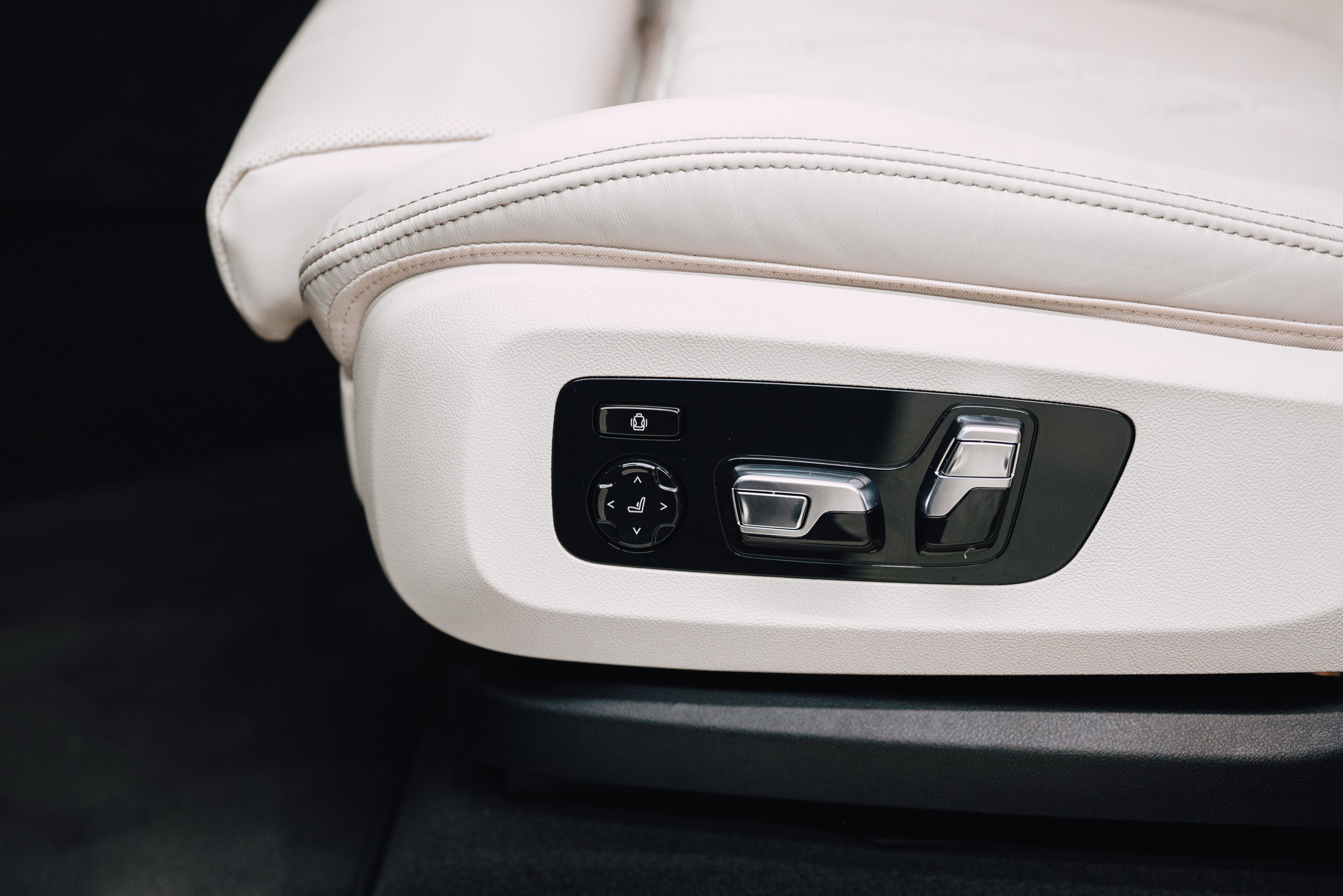 BMW X5 40I. DeLorein