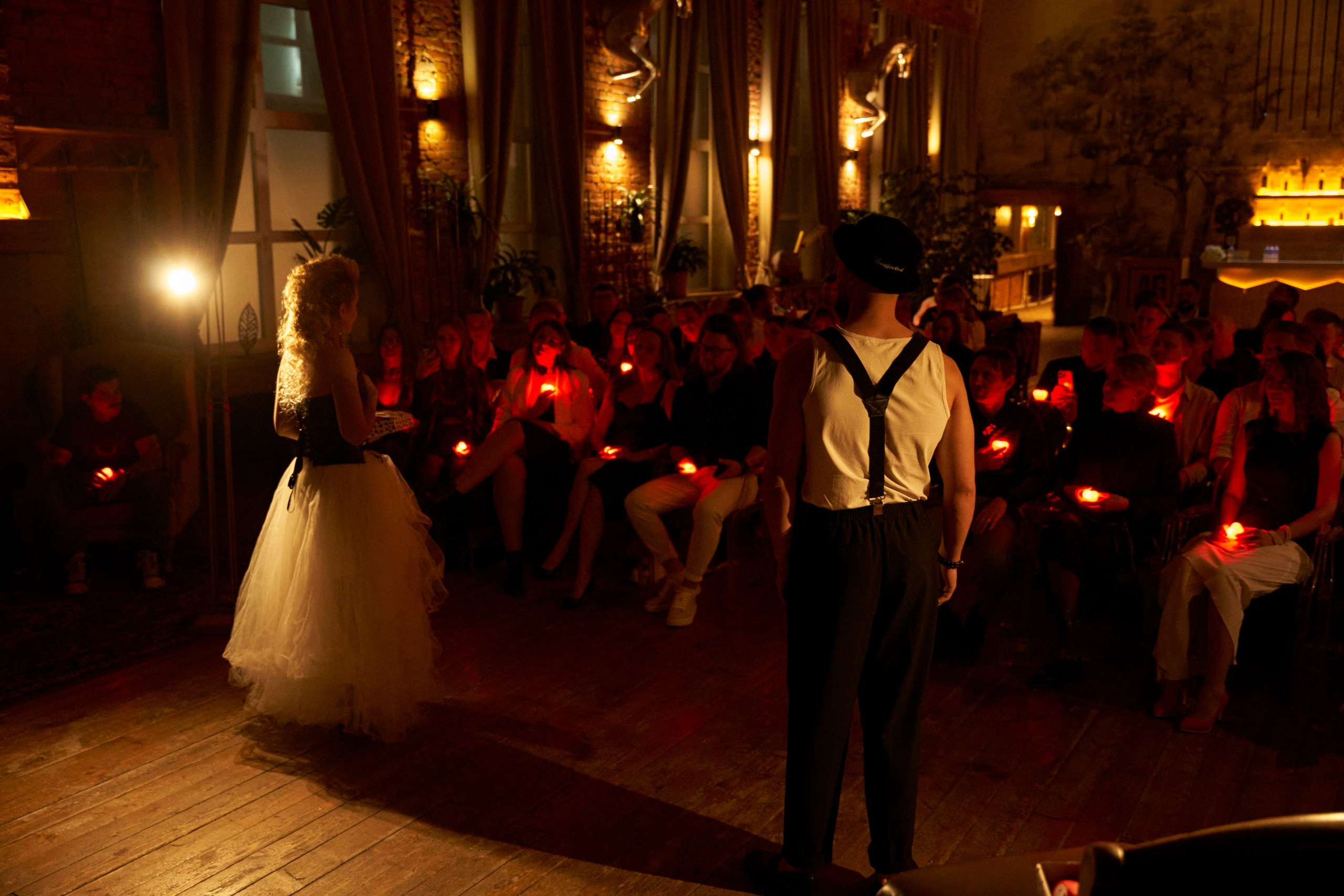 ЕСТЬ ТОЛЬКО МИГ