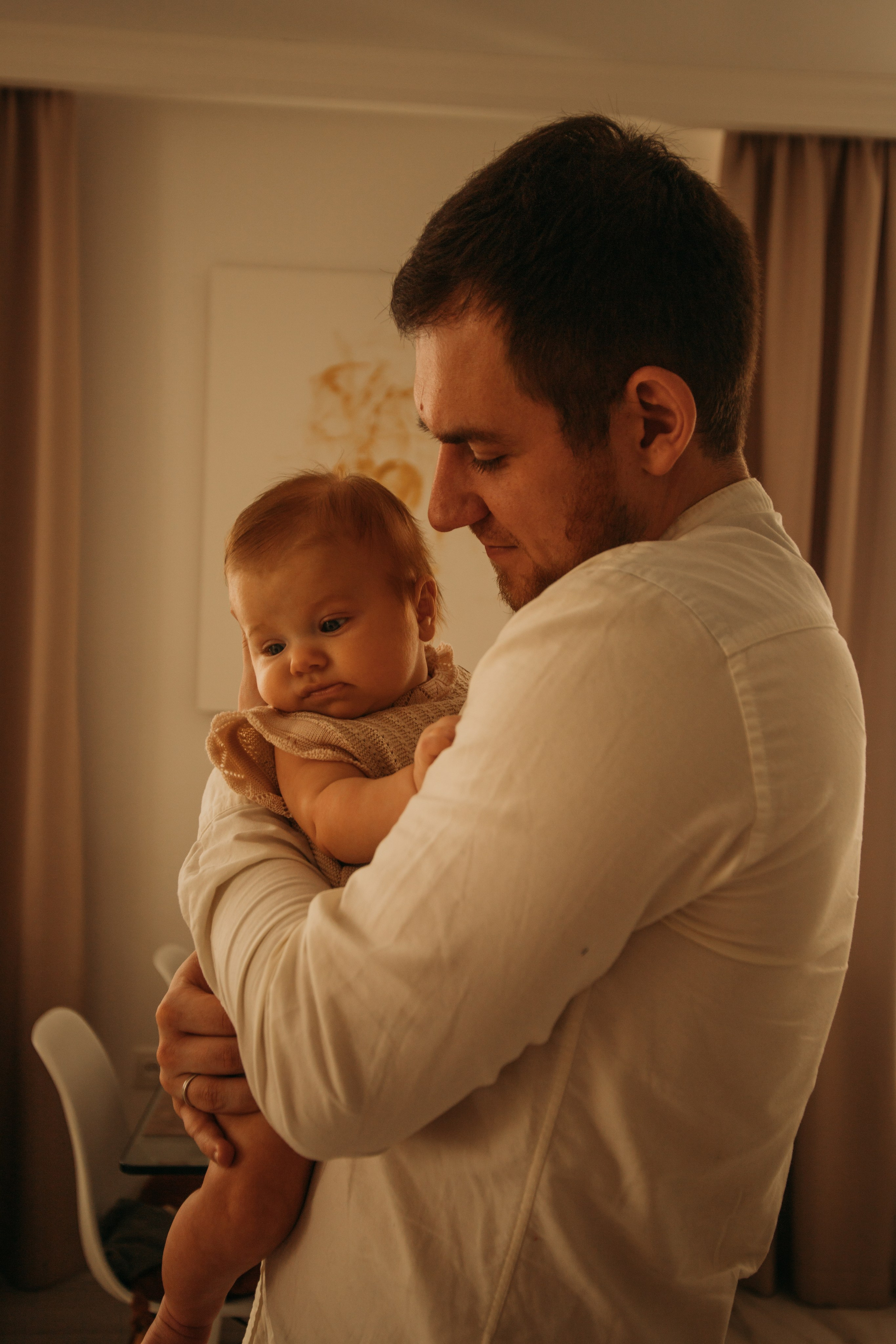 Домашняя съемка семьи Ксении. Венера Гайн. Репортажный фотограф  Тюмень. Обучение фотографии с 0