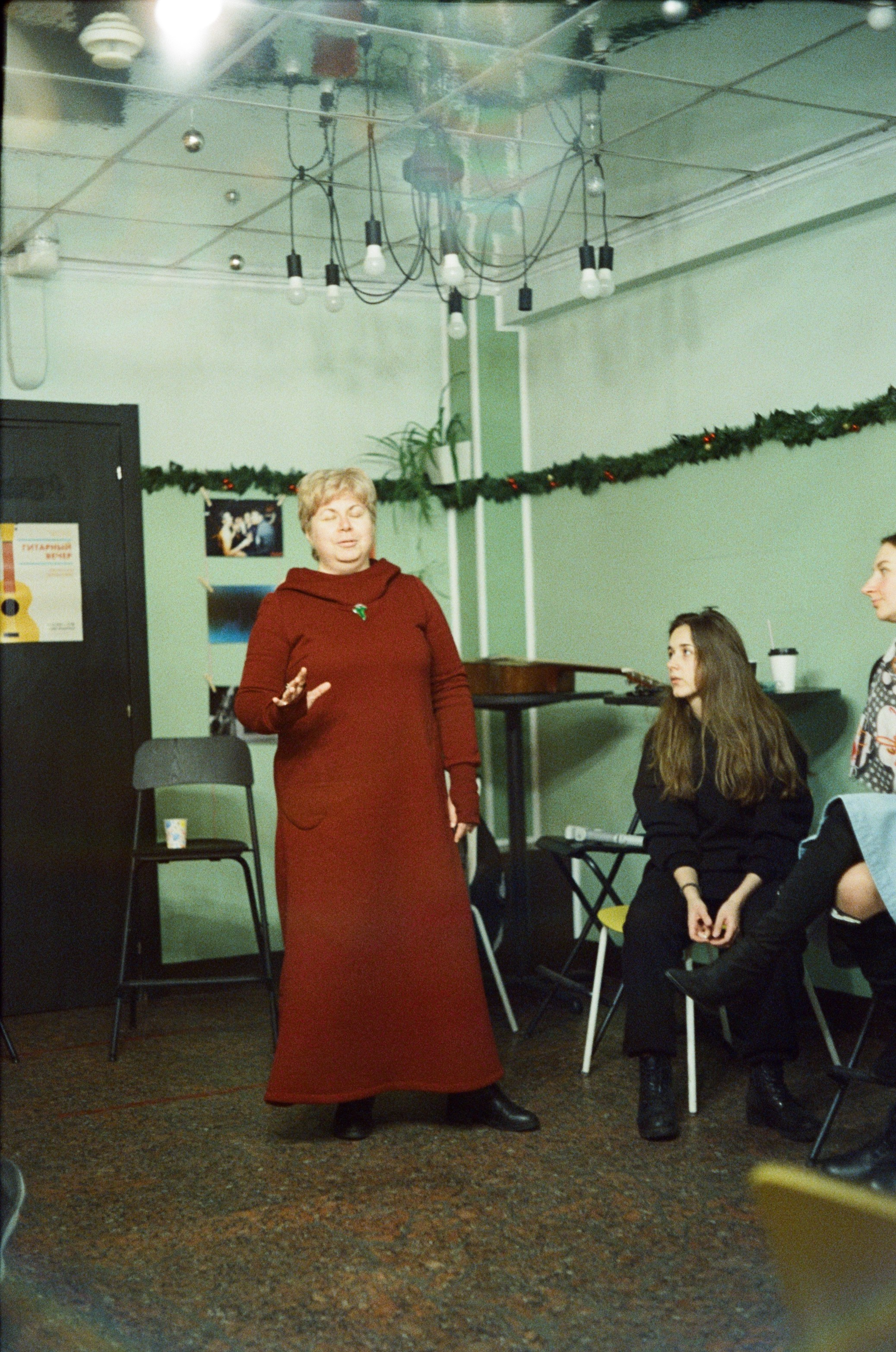 12.12.2021 // Гитара и фотография. Фотовыставки serebro.gallery, в которых автором можешь стать ты! | Москва