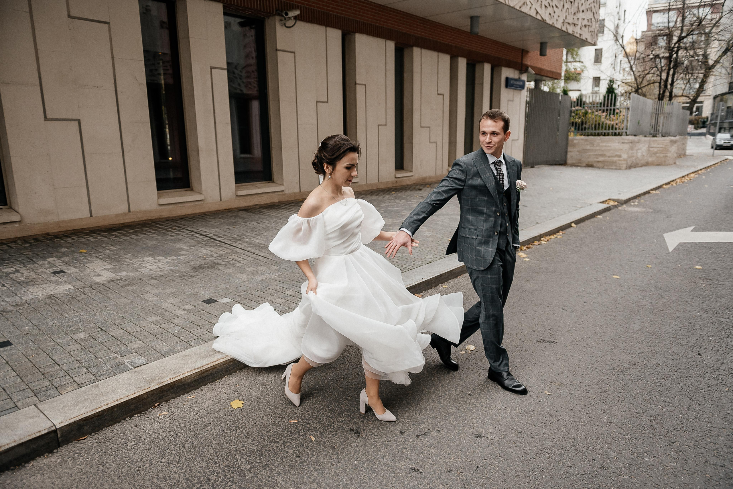 Динамичная свадебная фотосессия в Москве
