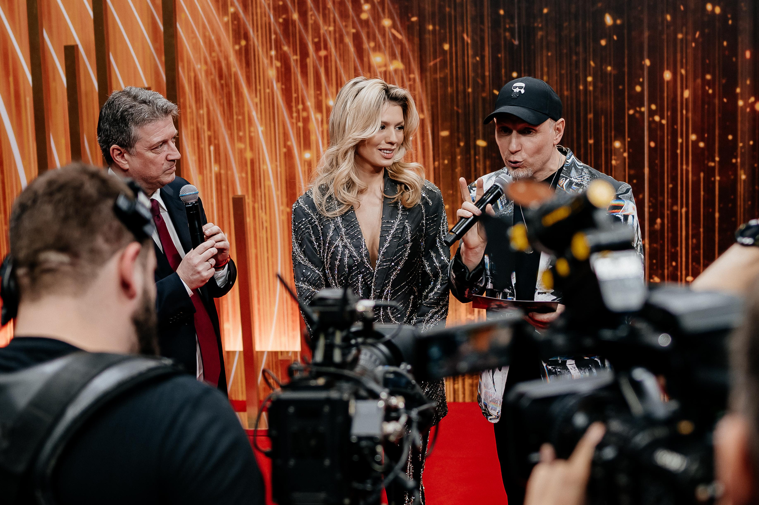 Репортажный фотограф Москва. Фотосъемка музыкальной примии. Свадебный фотограф Москва — Сергей и Татьяна