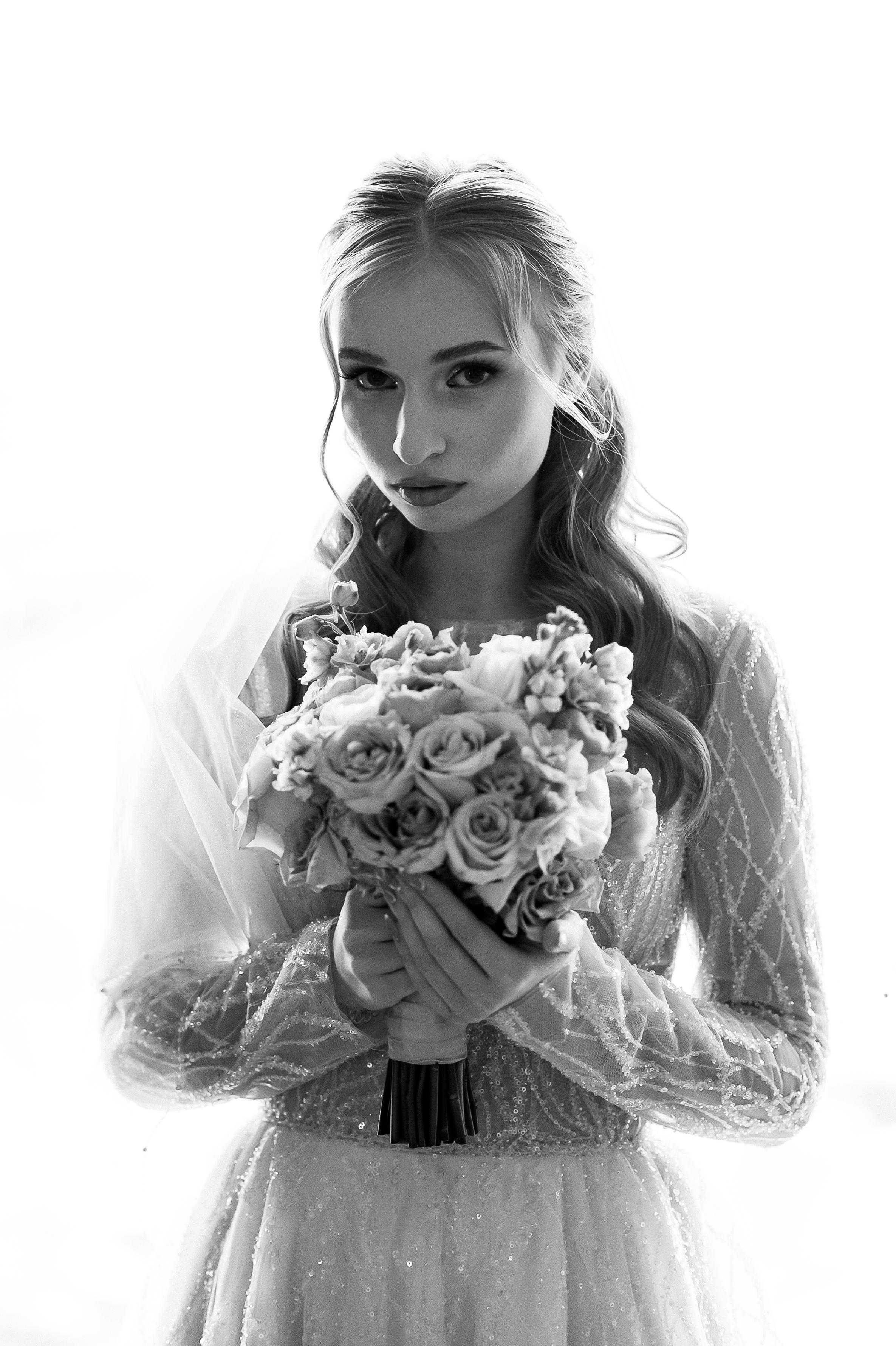 Свадебные сборы Кати и Степана в отеле Radisson Blu Olimpiyskiy. Свадебный фотограф Москва — Сергей и Татьяна