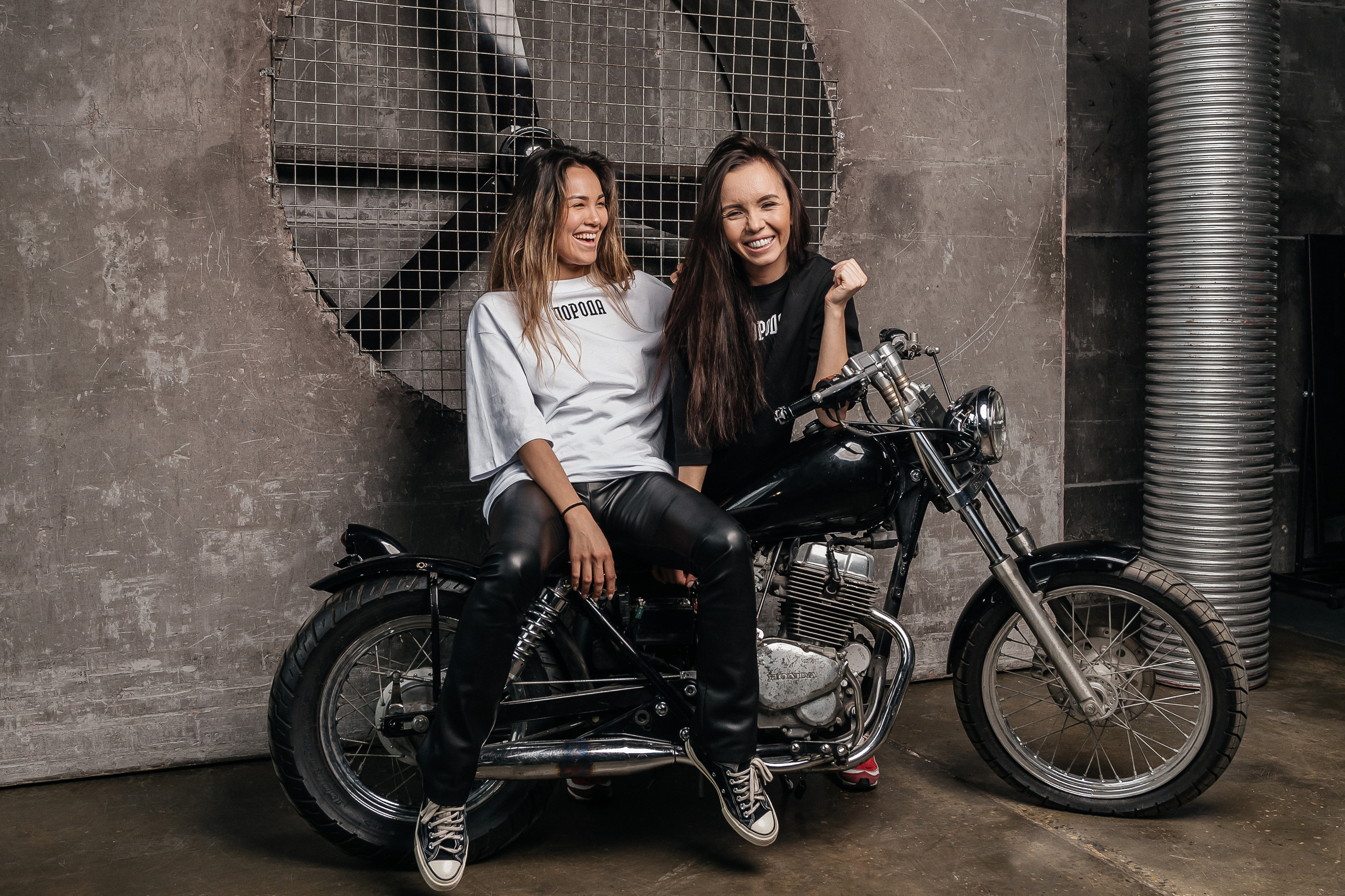 Фотосъемка одежды. Свадебный фотограф Москва — Сергей и Татьяна