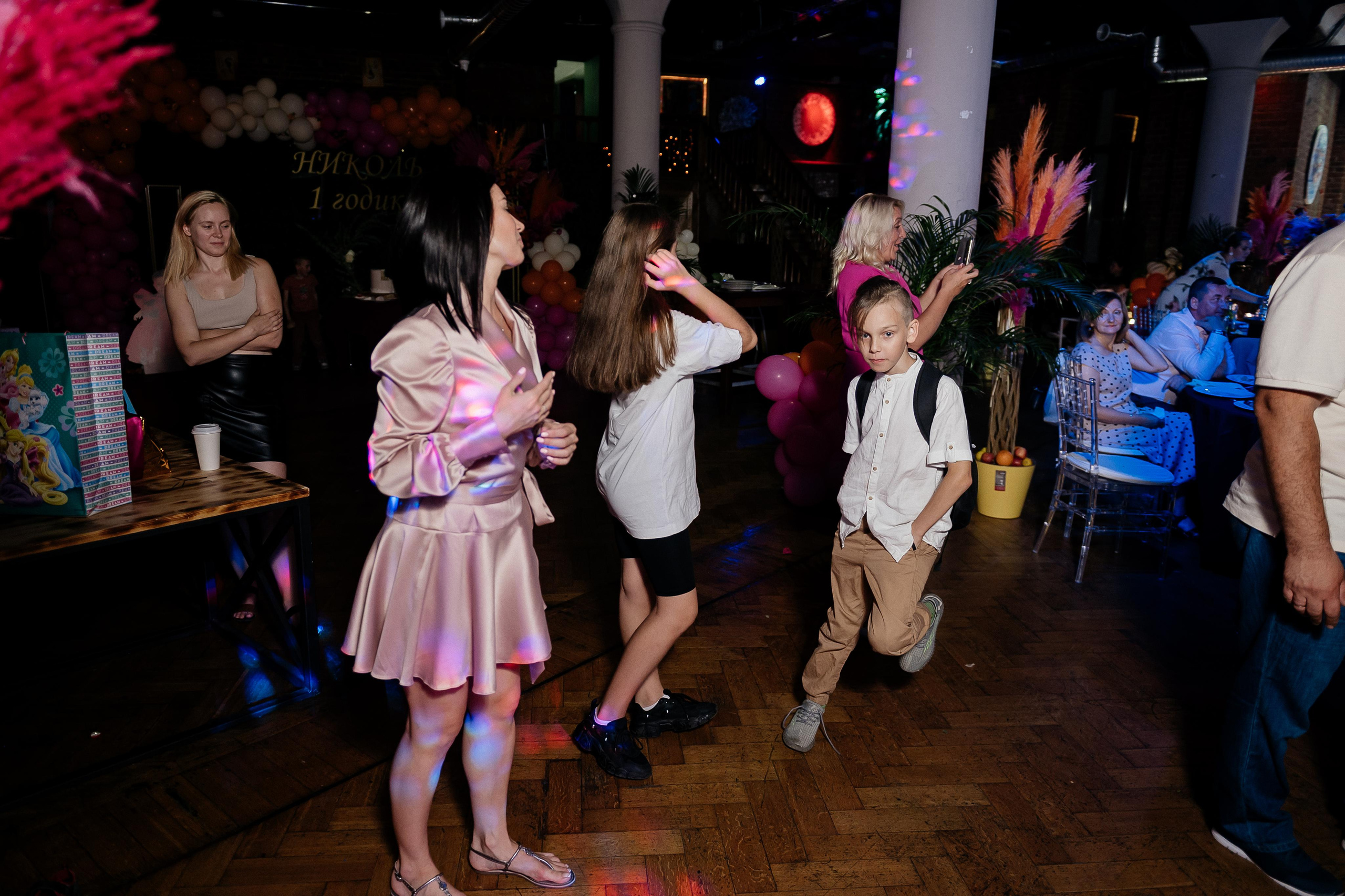 Детский день рождения Красный октябрь. Свадебный фотограф Москва — Сергей и Татьяна