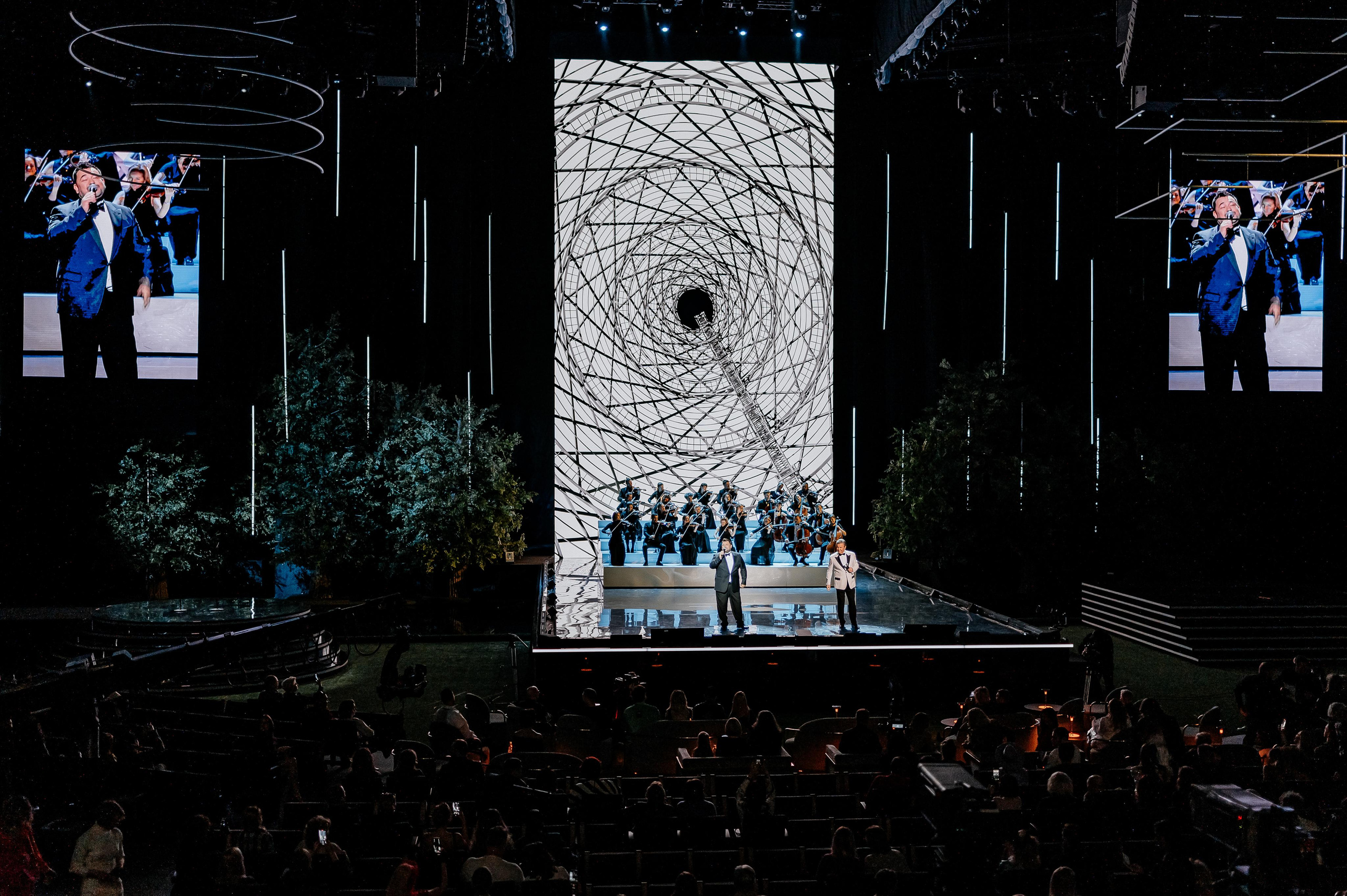 Репортажный фотограф Москва. Фотосъемка музыкальной примии. Свадебный фотограф Москва — Сергей и Татьяна