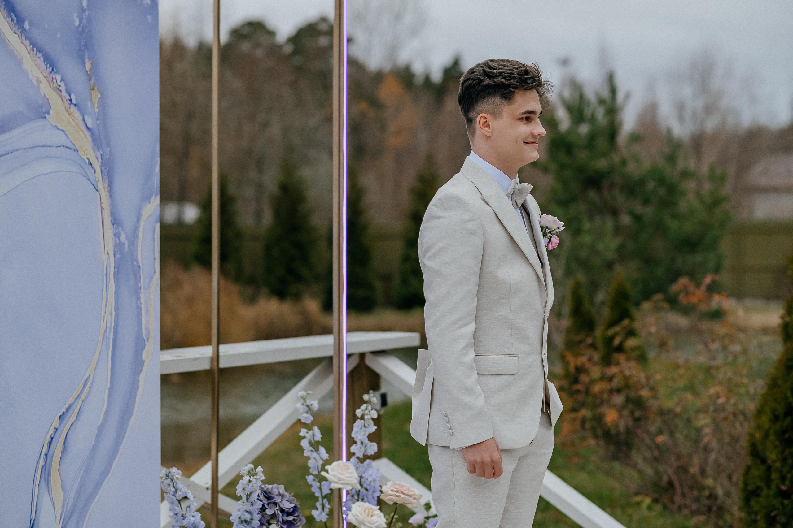 Свадебные сборы Кати и Степана в отеле Radisson Blu Olimpiyskiy. Свадебный фотограф Москва — Сергей и Татьяна