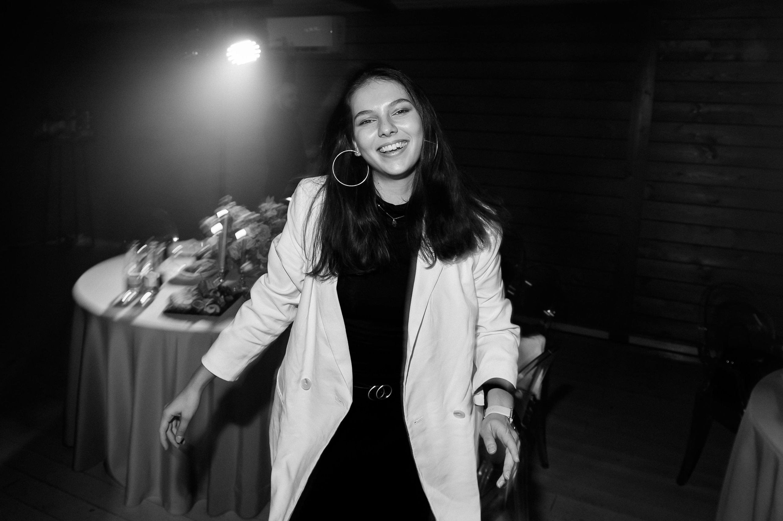 Свадебные сборы Кати и Степана в отеле Radisson Blu Olimpiyskiy. Свадебный фотограф Москва — Сергей и Татьяна