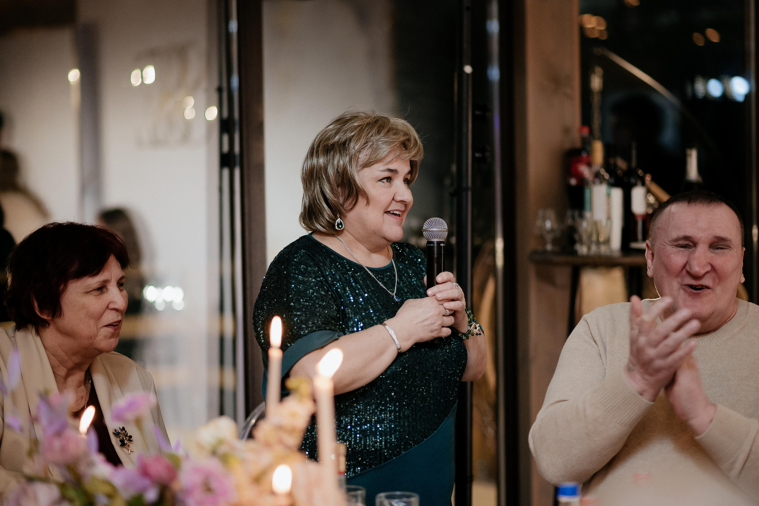 Свадебные сборы Кати и Степана в отеле Radisson Blu Olimpiyskiy. Свадебный фотограф Москва — Сергей и Татьяна