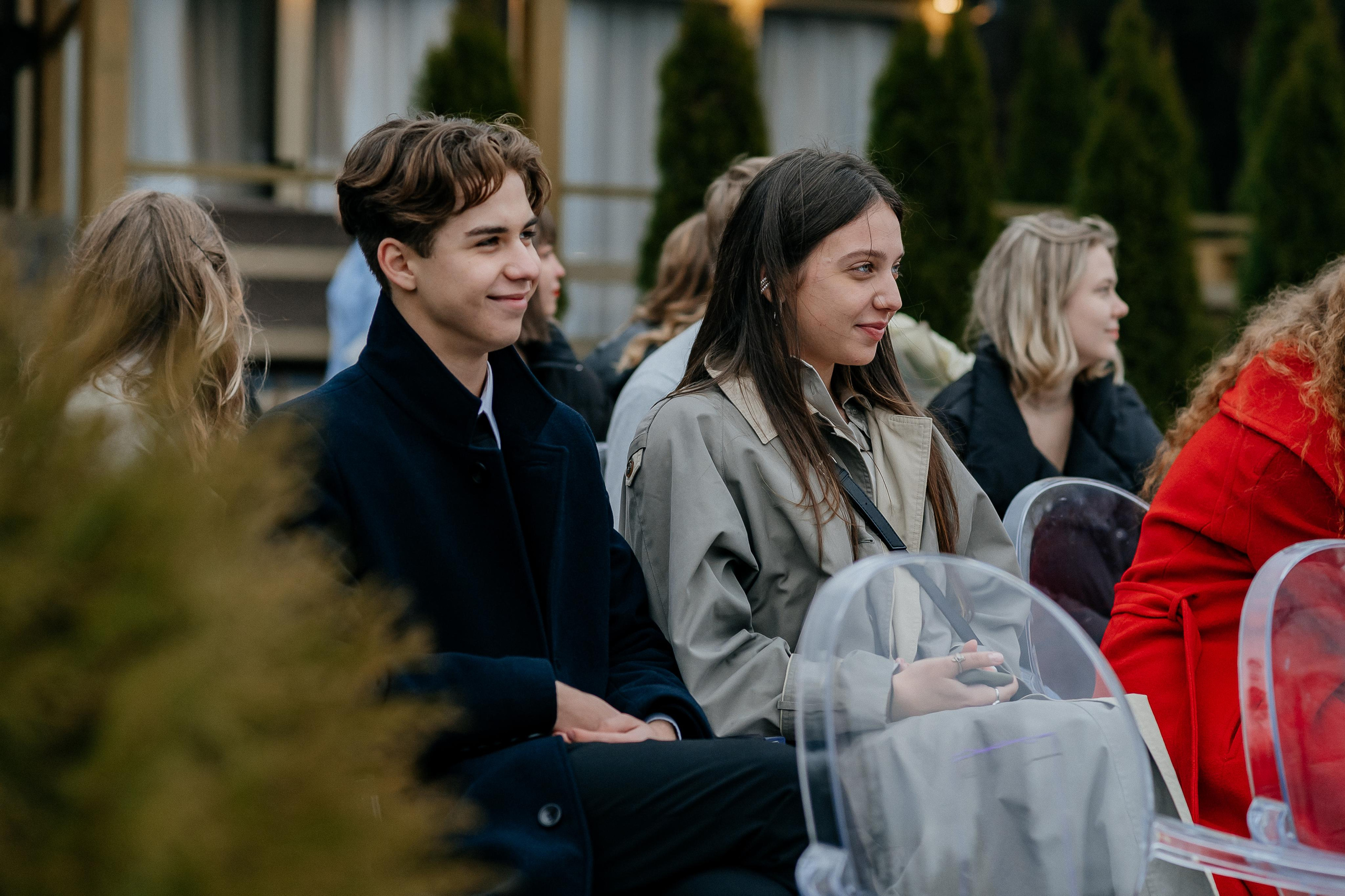 Свадебные сборы Кати и Степана в отеле Radisson Blu Olimpiyskiy. Свадебный фотограф Москва — Сергей и Татьяна