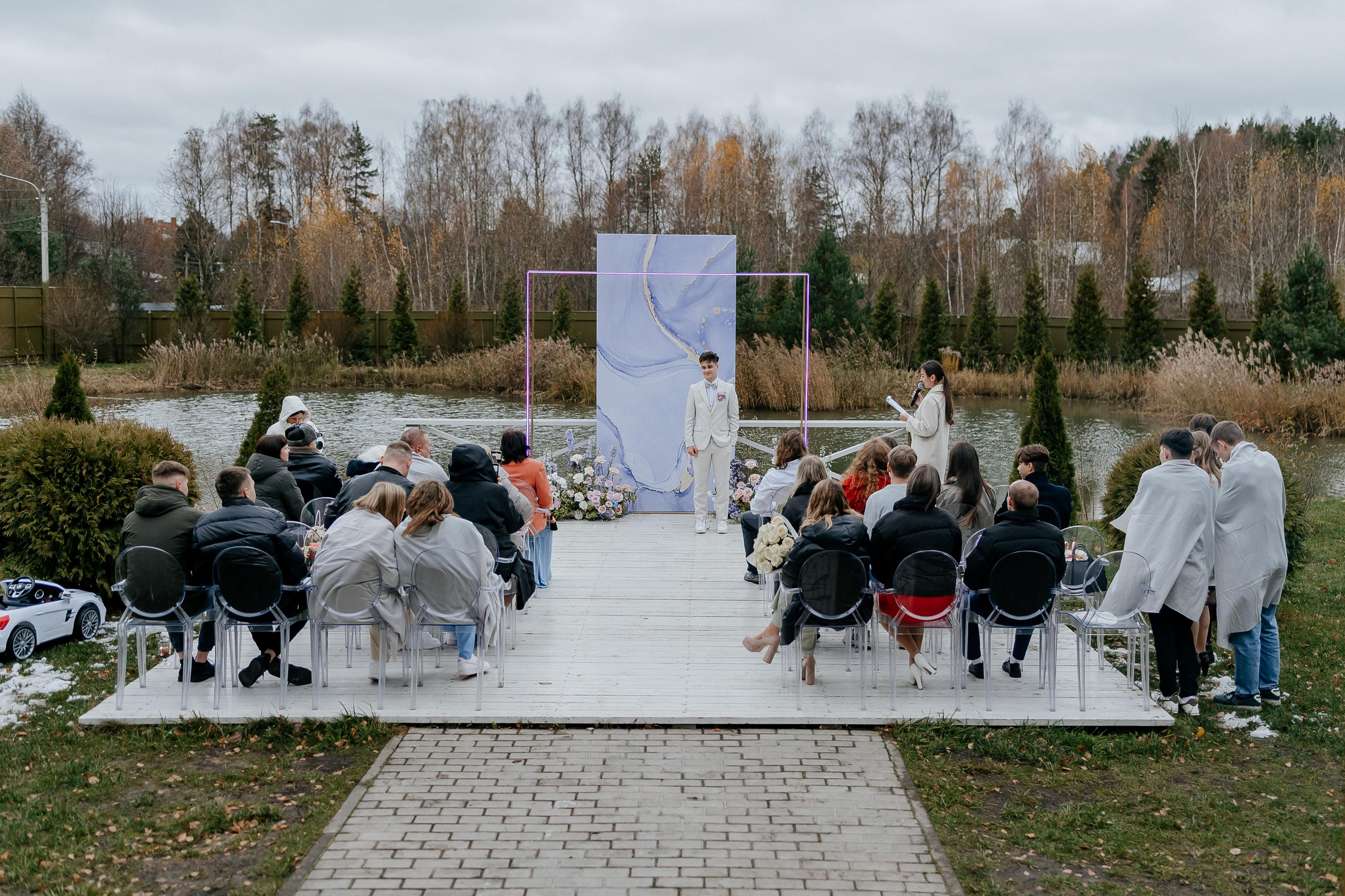Свадебные сборы Кати и Степана в отеле Radisson Blu Olimpiyskiy. Свадебный фотограф Москва — Сергей и Татьяна