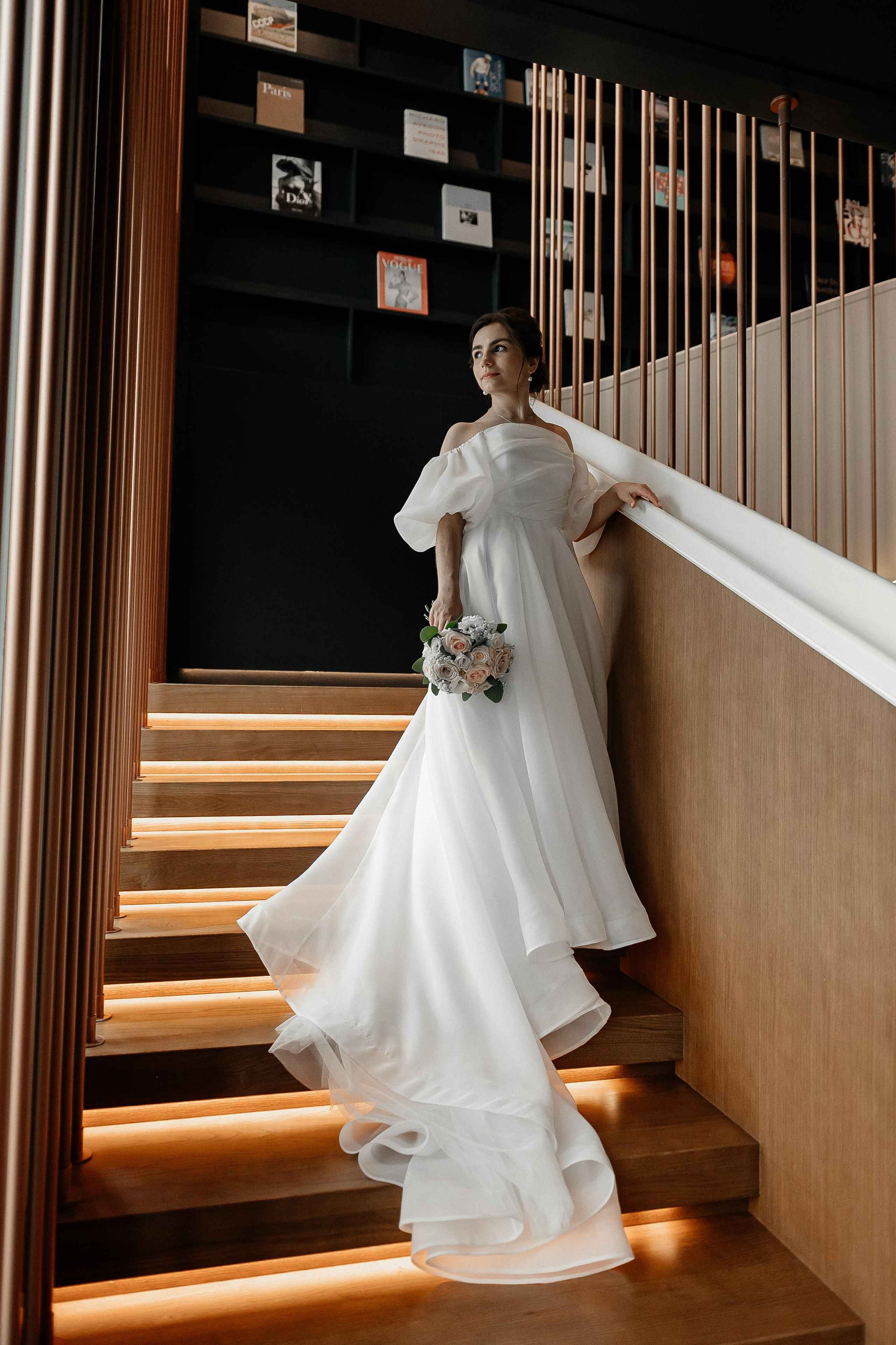 Осенняя свадьба Светы и Миши, со сбора в отеле Movenpic. Свадебный фотограф Москва — Сергей и Татьяна