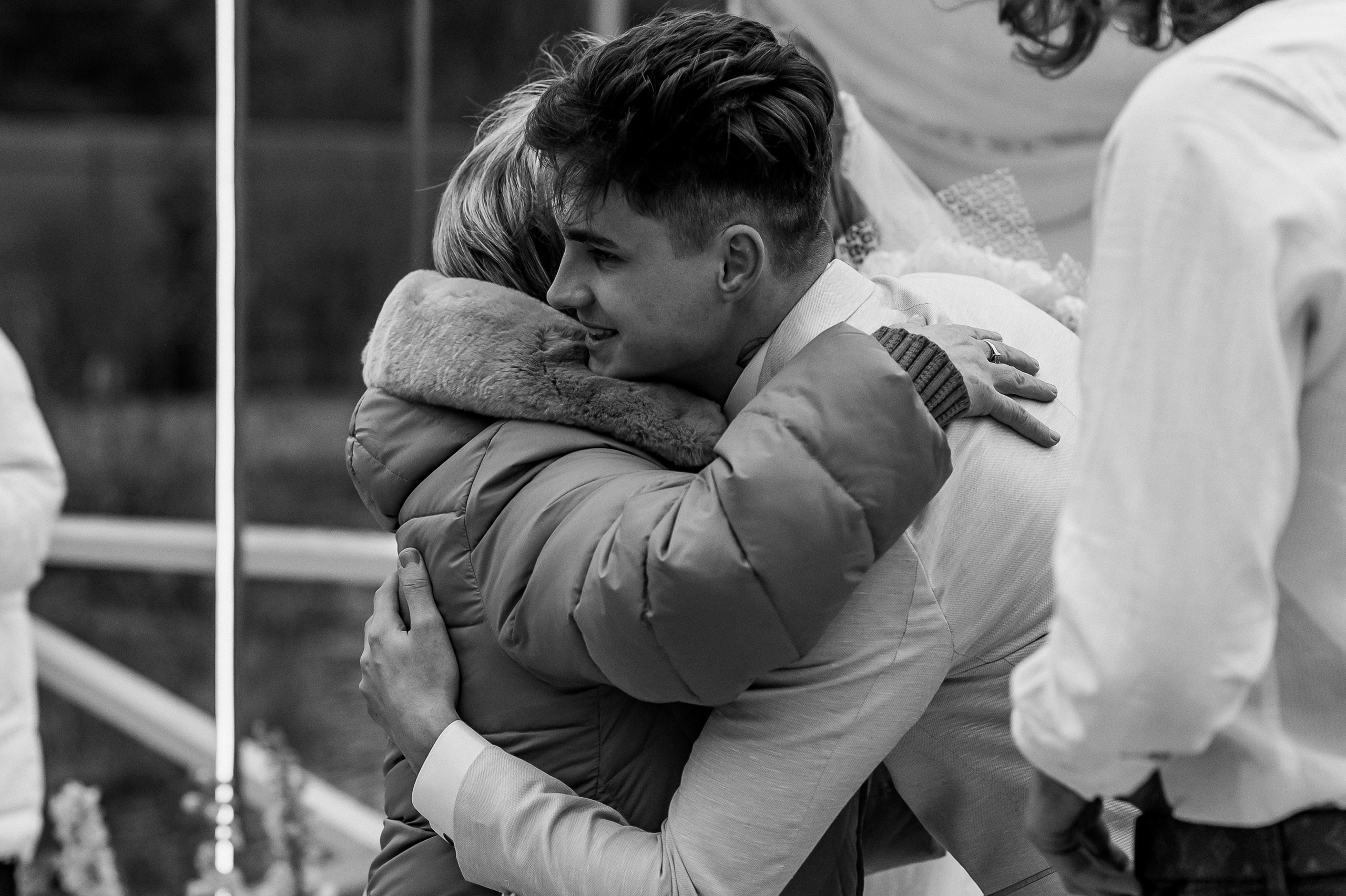 Свадебные сборы Кати и Степана в отеле Radisson Blu Olimpiyskiy. Свадебный фотограф Москва — Сергей и Татьяна