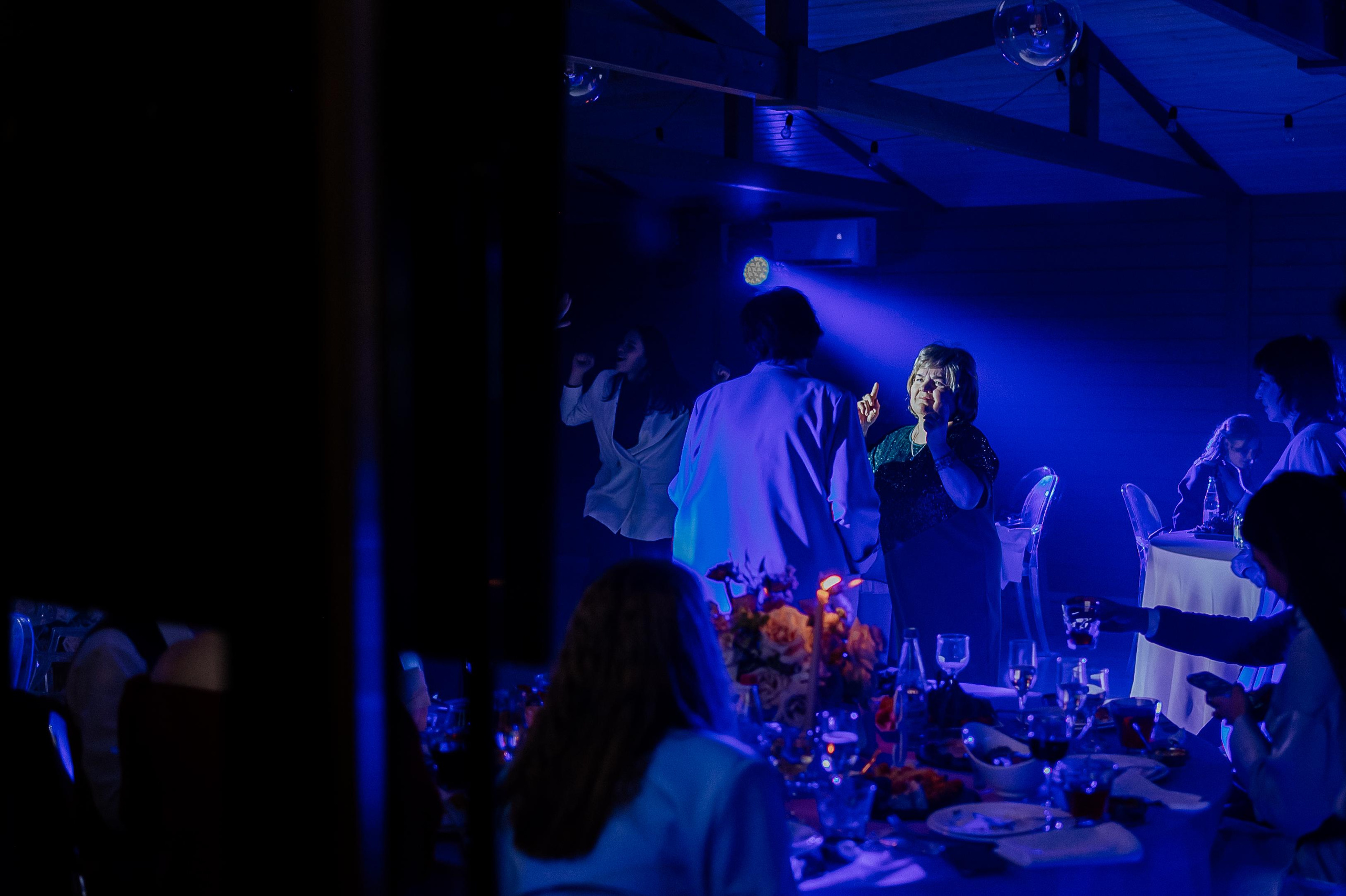 Свадебные сборы Кати и Степана в отеле Radisson Blu Olimpiyskiy. Свадебный фотограф Москва — Сергей и Татьяна