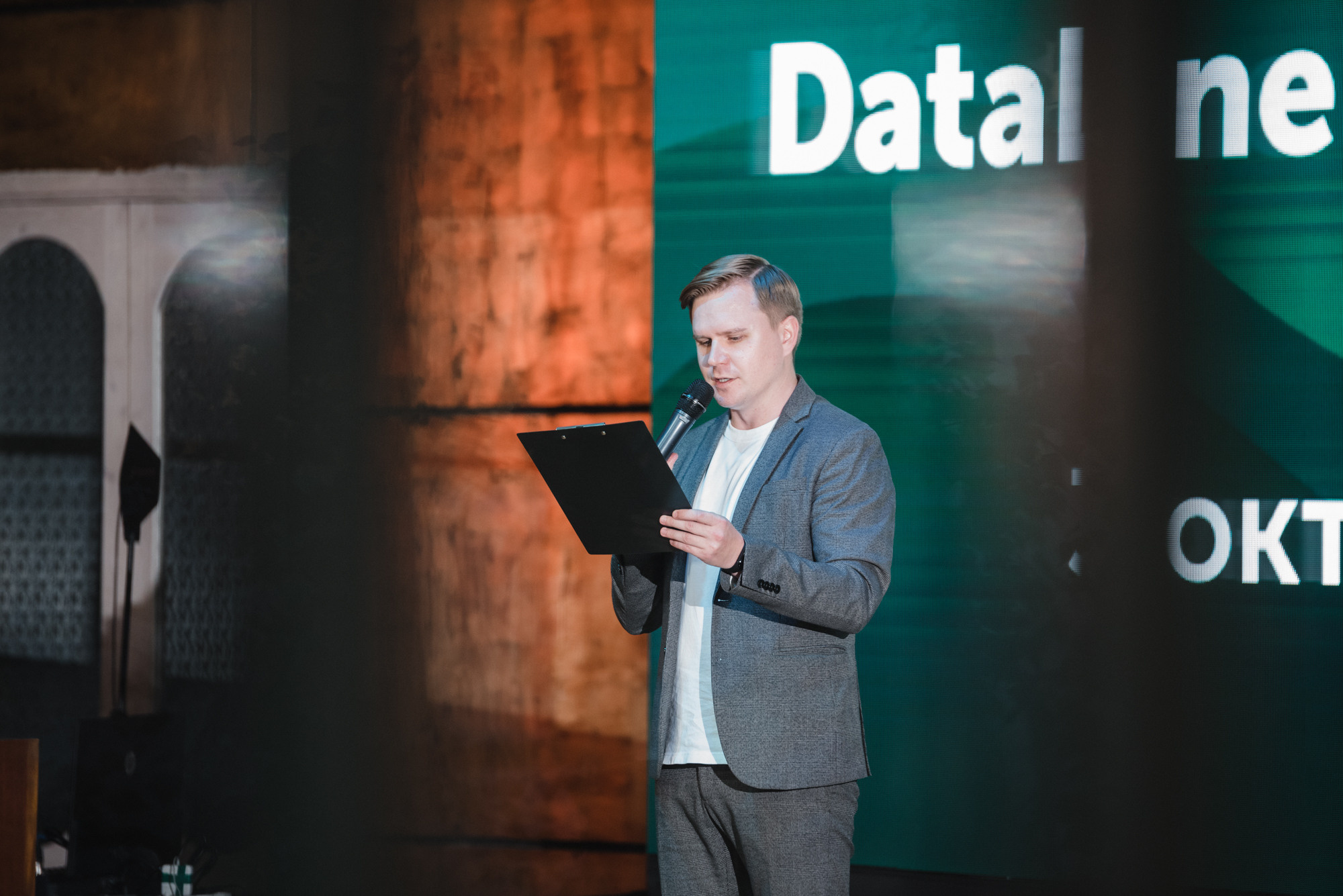 Репортаж в Loft hall 4. Свадебный фотограф Москва — Сергей и Татьяна