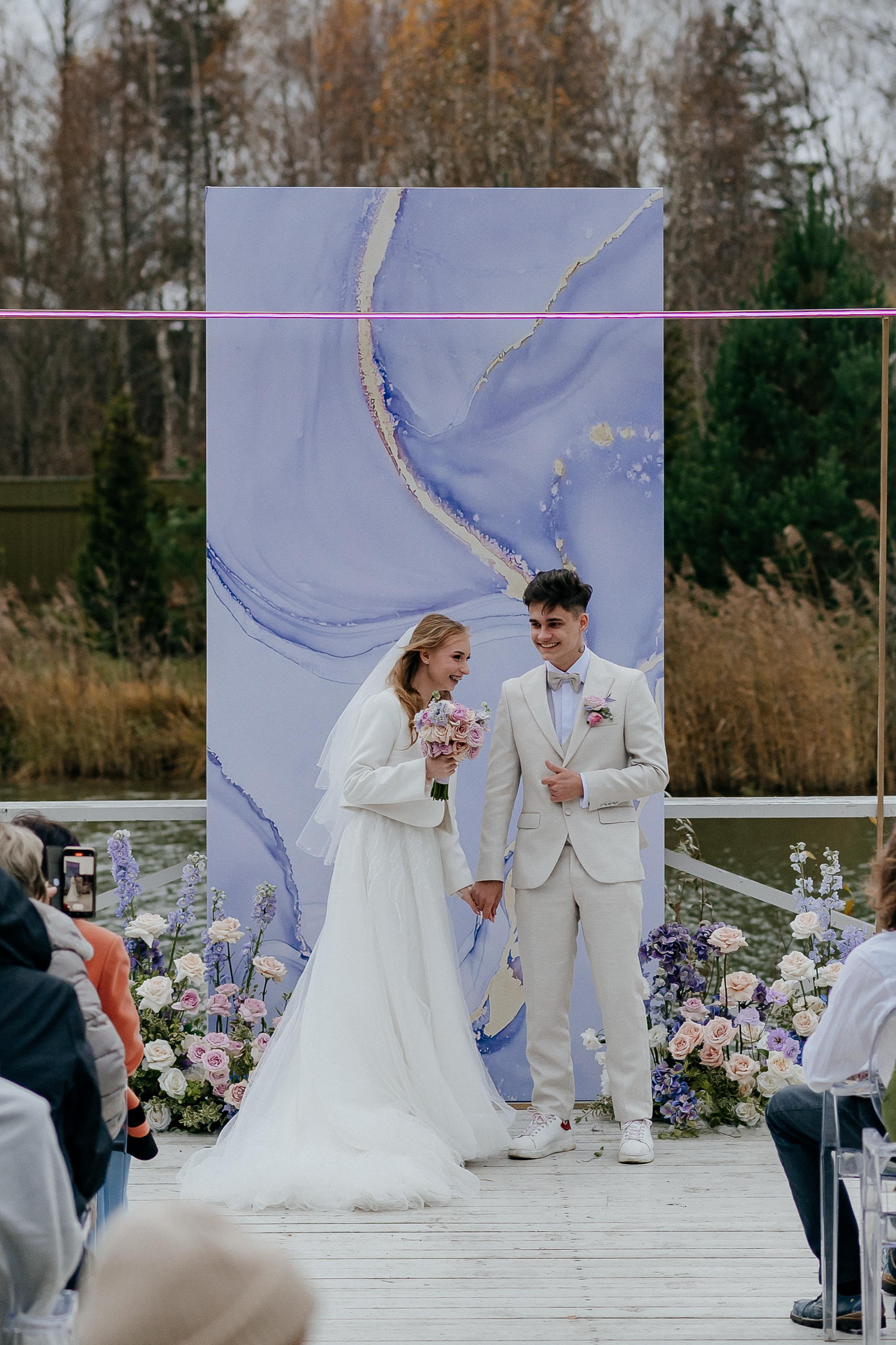 Свадебные сборы Кати и Степана в отеле Radisson Blu Olimpiyskiy. Свадебный фотограф Москва — Сергей и Татьяна