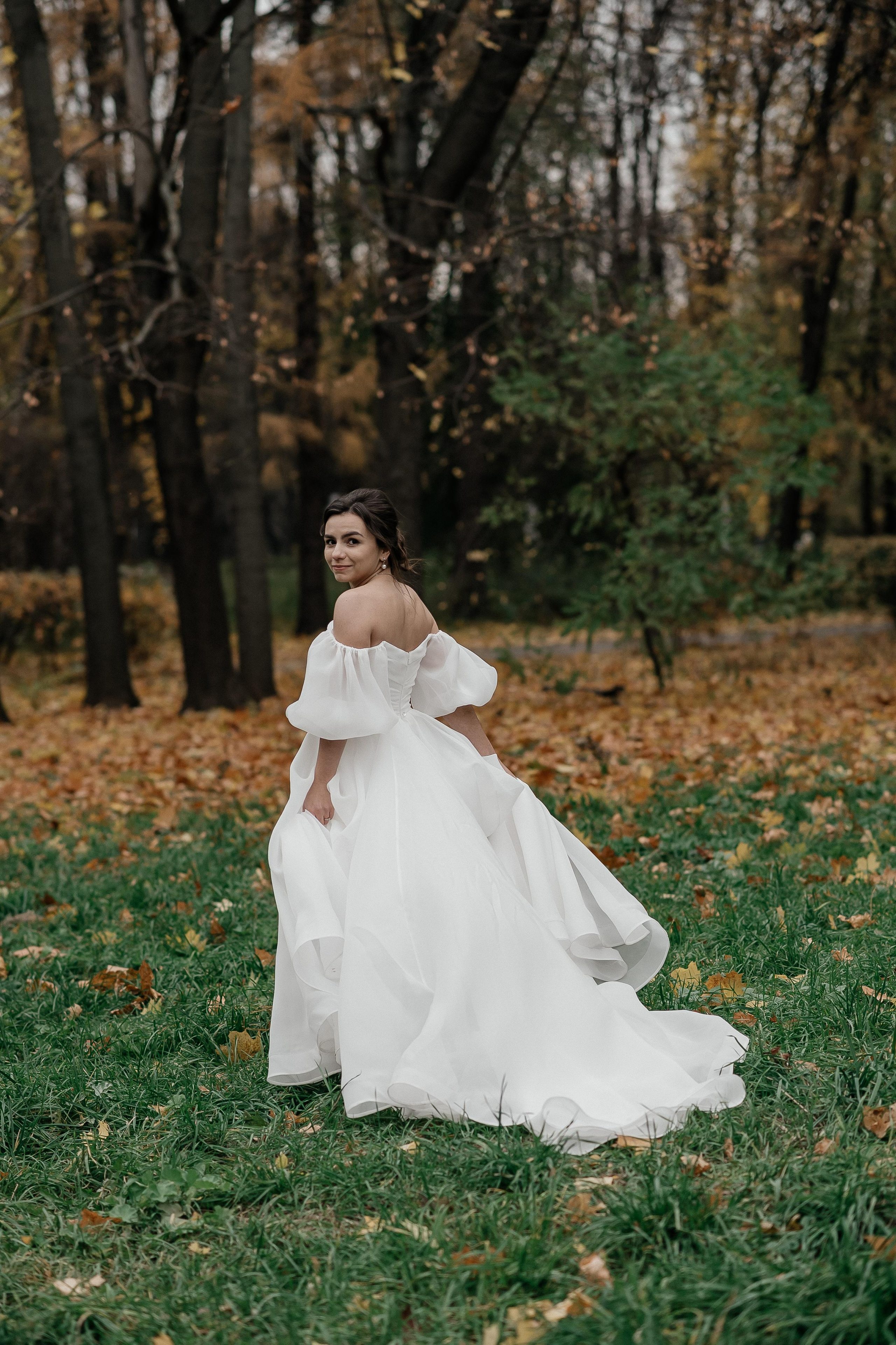 Осенняя свадьба Светы и Миши, со сбора в отеле Movenpic. Свадебный фотограф Москва — Сергей и Татьяна