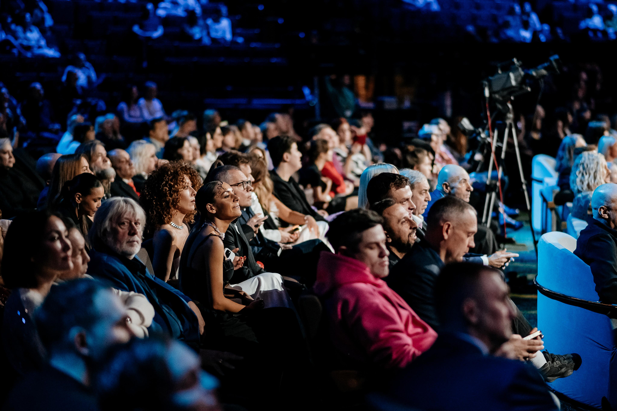 Репортажный фотограф Москва. Фотосъемка музыкальной примии. Свадебный фотограф Москва — Сергей и Татьяна