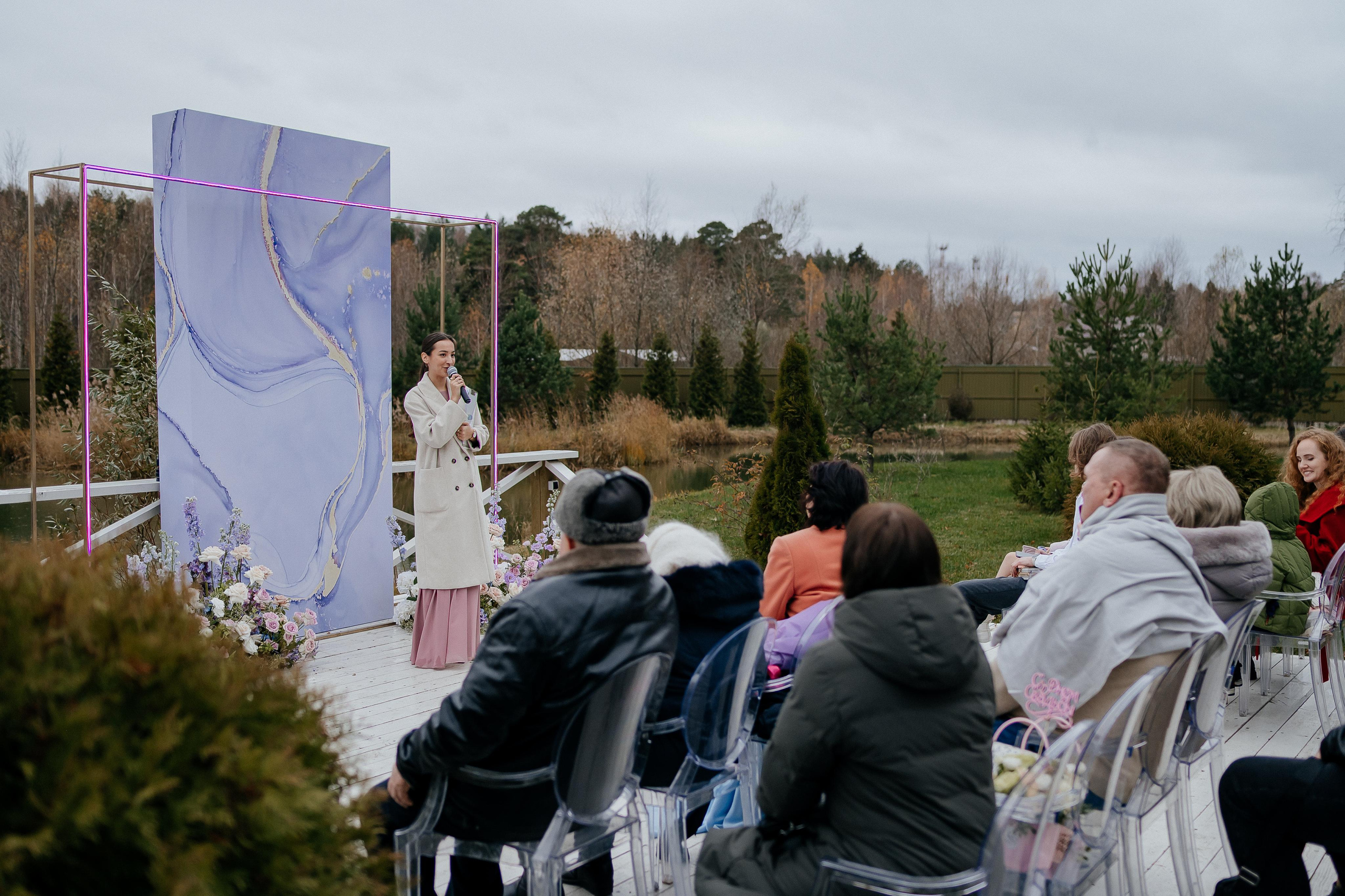Свадебные сборы Кати и Степана в отеле Radisson Blu Olimpiyskiy. Свадебный фотограф Москва — Сергей и Татьяна