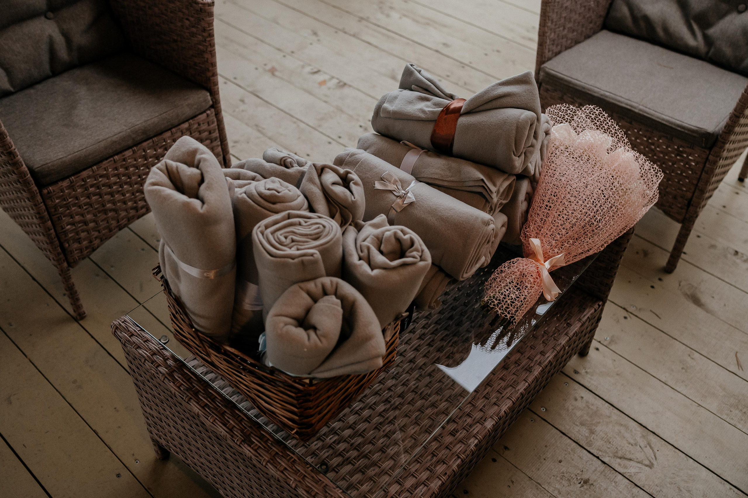 Свадебные сборы Кати и Степана в отеле Radisson Blu Olimpiyskiy. Свадебный фотограф Москва — Сергей и Татьяна