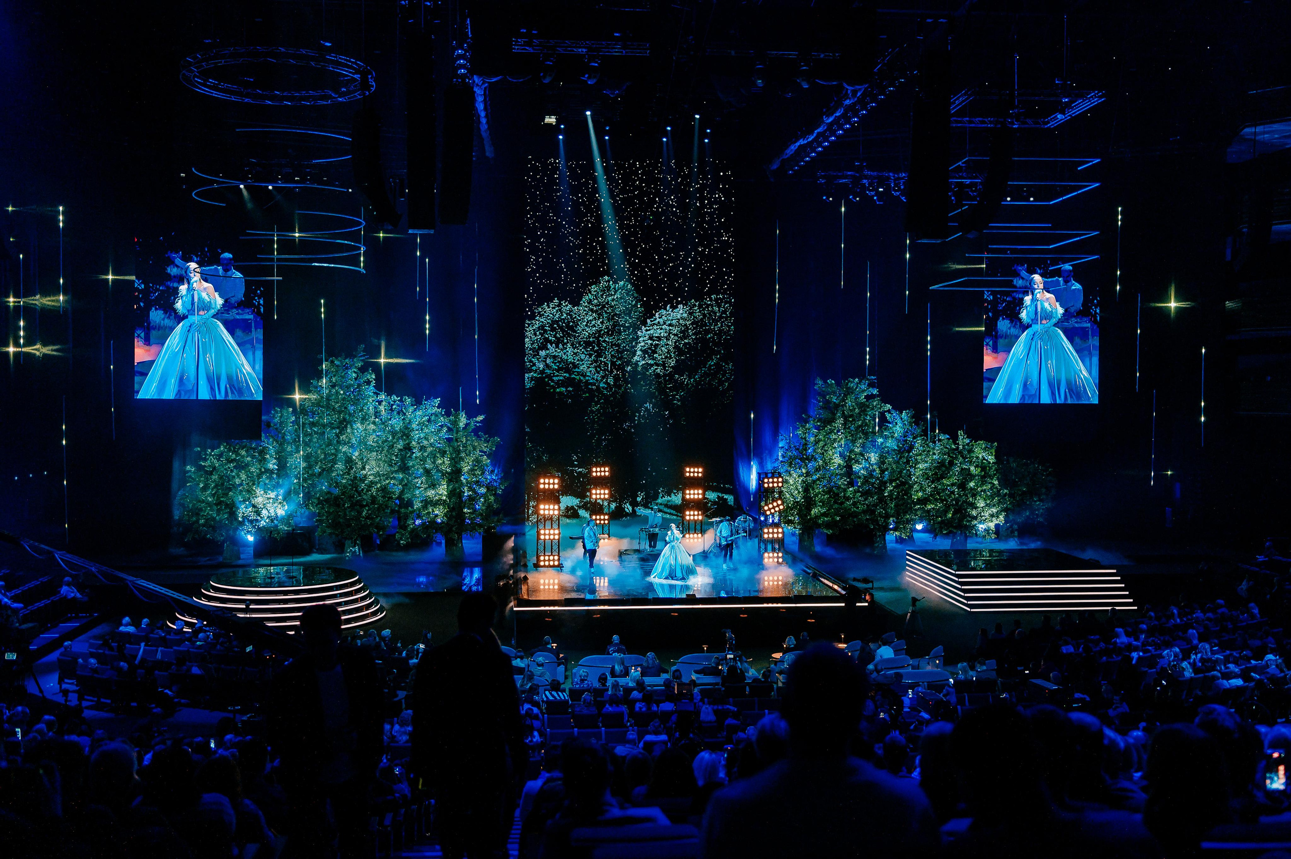 Репортажный фотограф Москва. Фотосъемка музыкальной примии. Свадебный фотограф Москва — Сергей и Татьяна