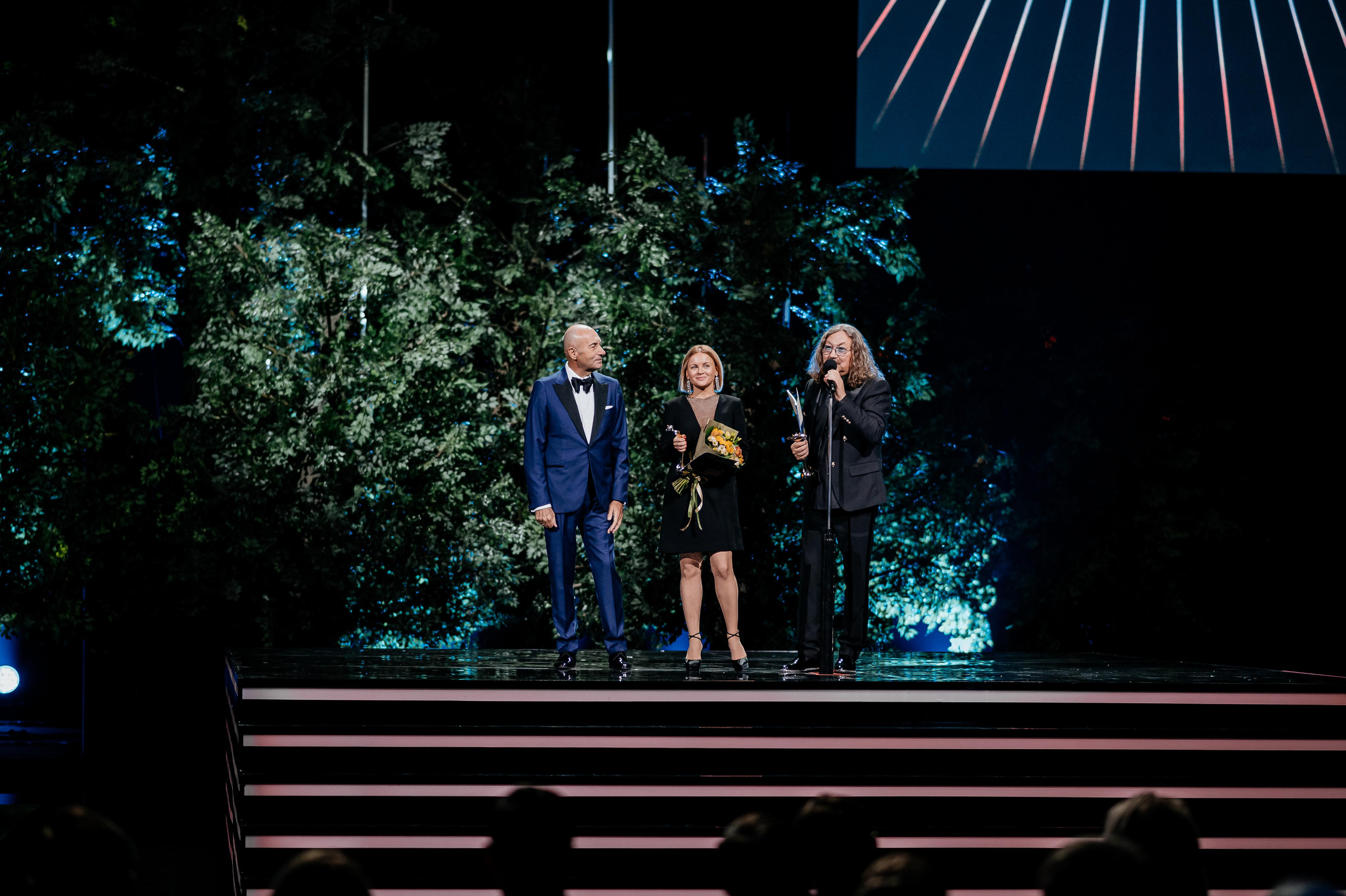 Репортажный фотограф Москва. Фотосъемка музыкальной примии. Свадебный фотограф Москва — Сергей и Татьяна