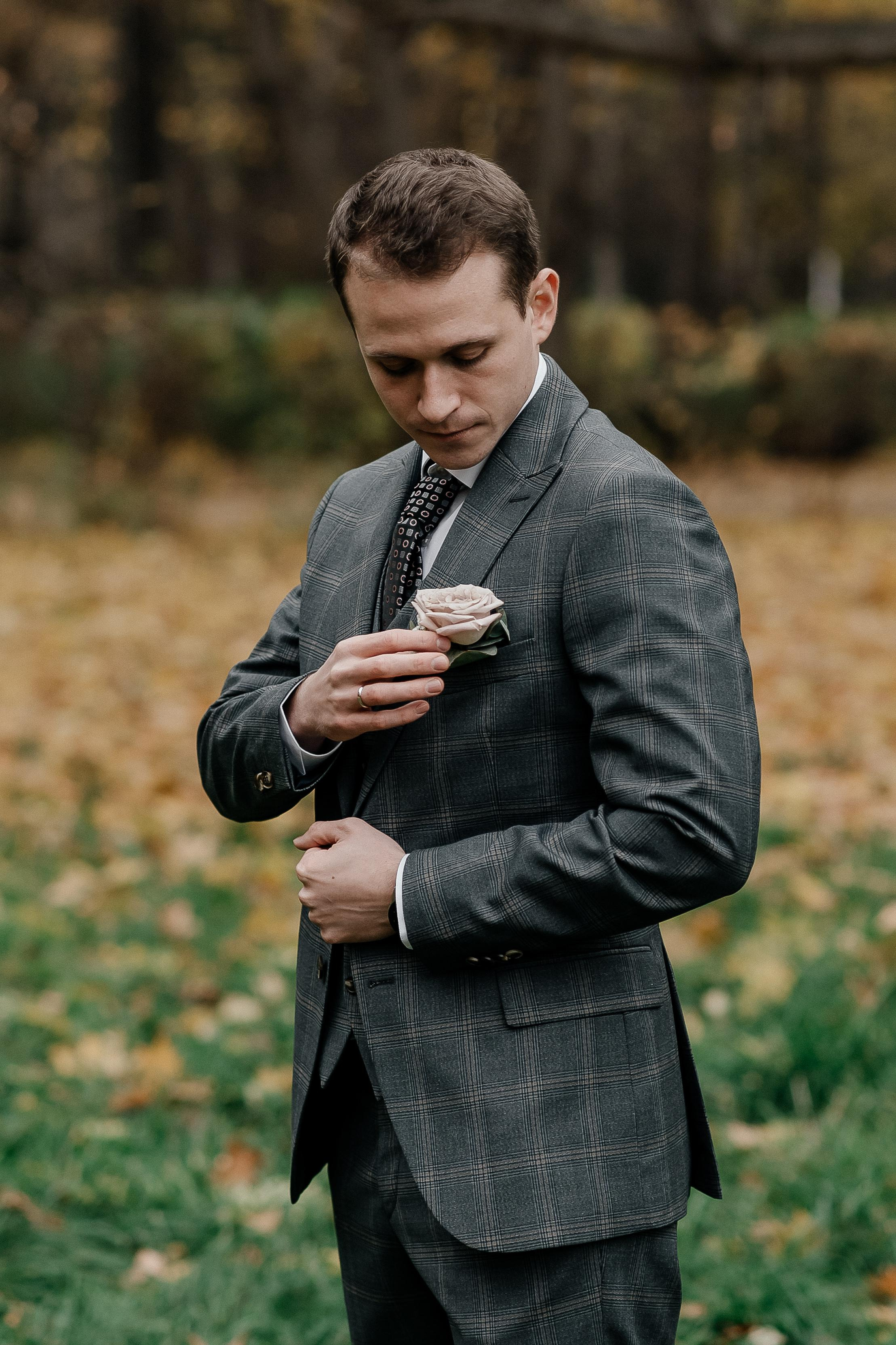 Осенняя свадьба Светы и Миши, со сбора в отеле Movenpic. Свадебный фотограф Москва — Сергей и Татьяна