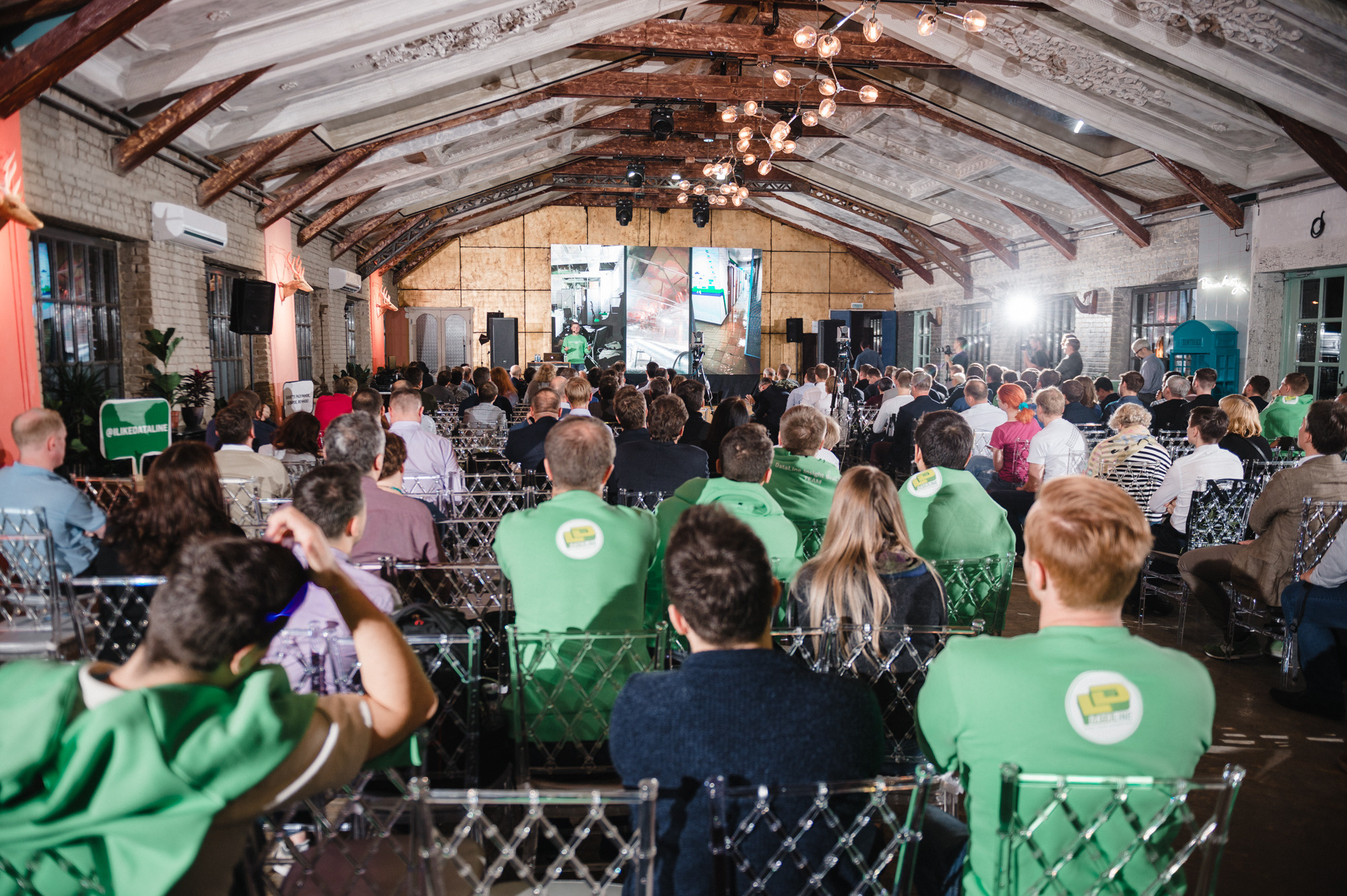 Репортаж в Loft hall 4. Свадебный фотограф Москва — Сергей и Татьяна
