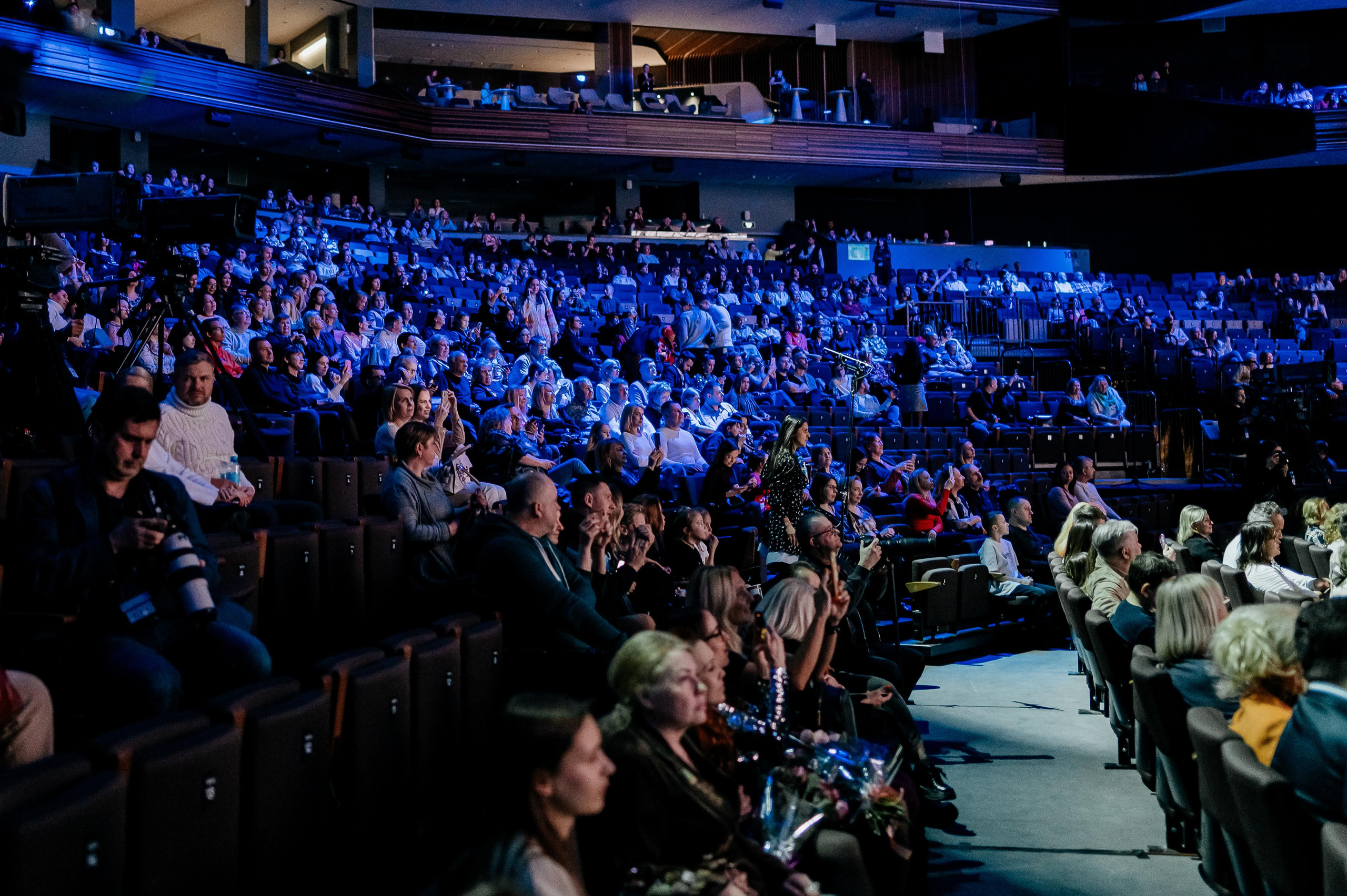 Репортажный фотограф Москва. Фотосъемка музыкальной примии. Свадебный фотограф Москва — Сергей и Татьяна
