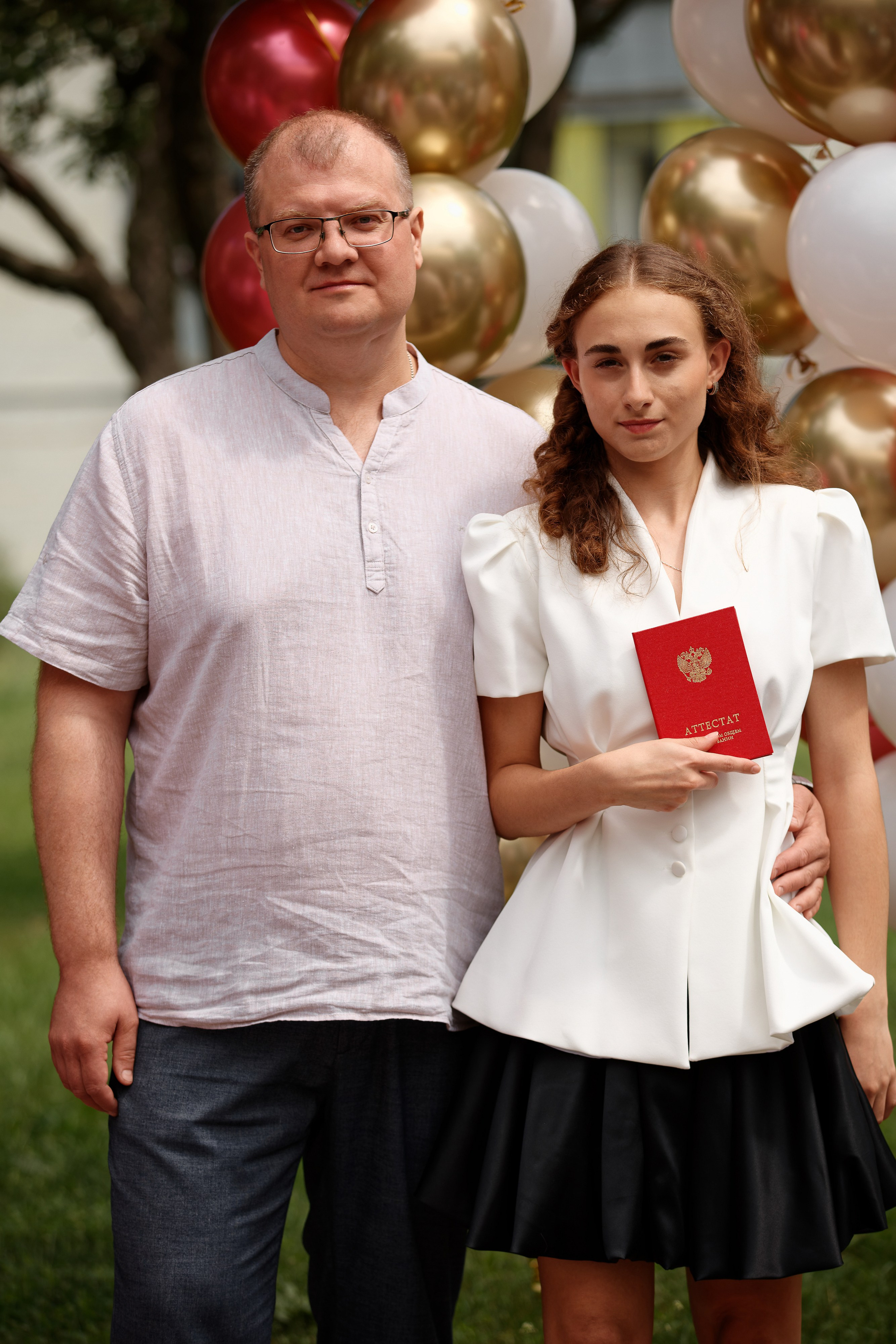 Вручение аттестатов Школа № 57. Семейный фотограф — Макс Белогрудов