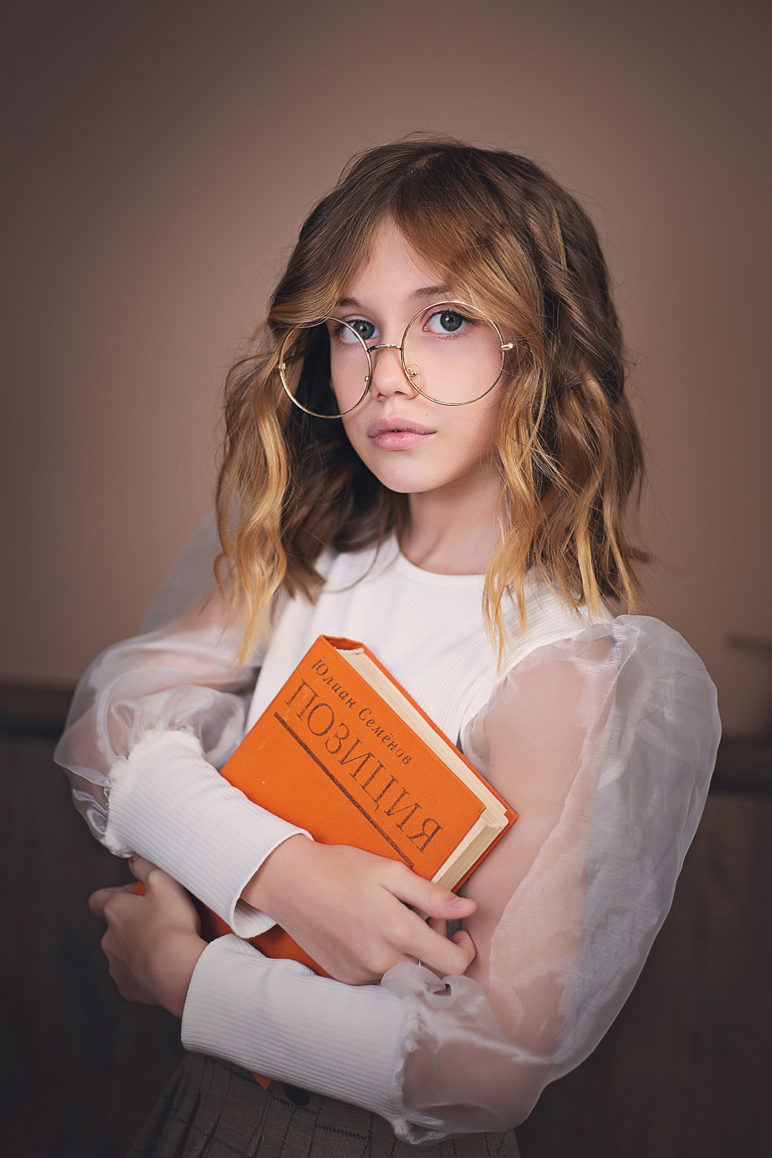 Индивидуальные фотосессии школьников. Детский школьный фотограф в Кемерово Зиновьева Екатерина