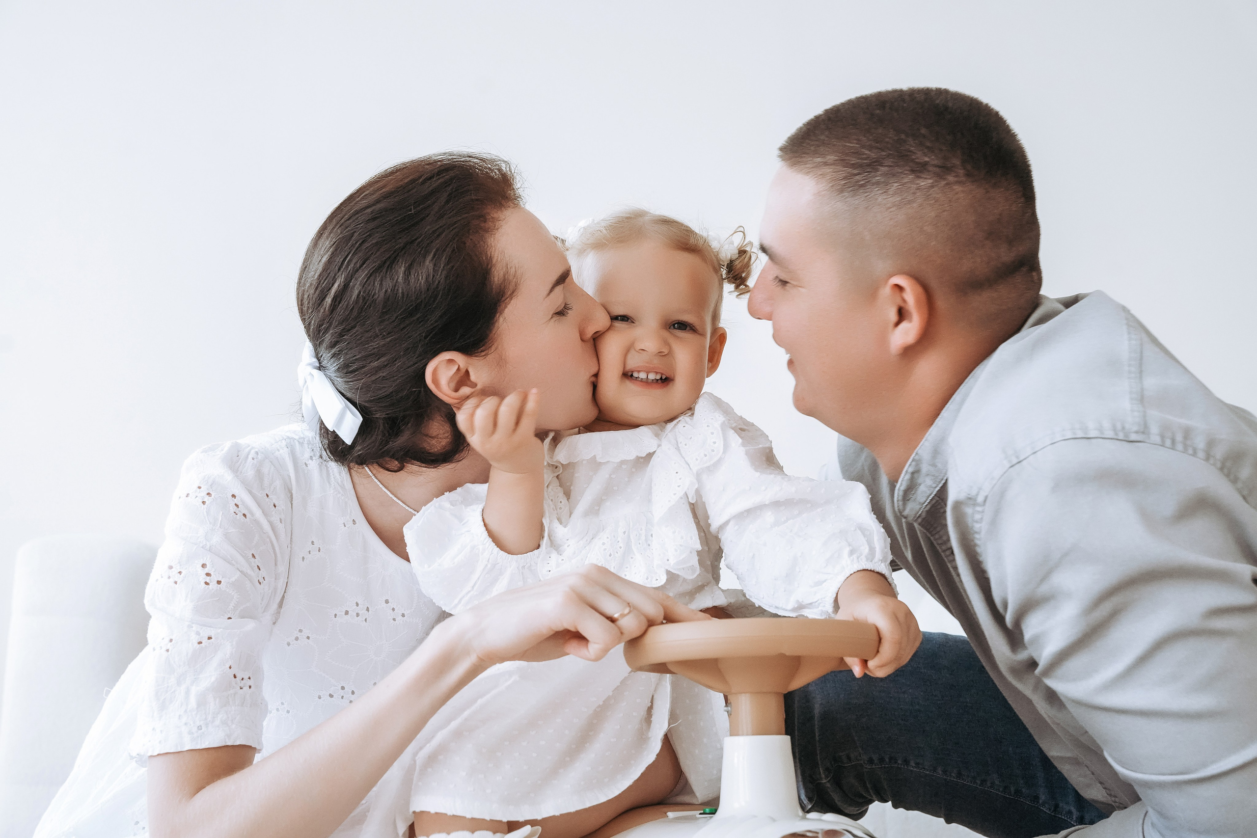 Семейная съемка в студии. Семейный и свадебный фотограф в Ульяновске Арина Авдеева