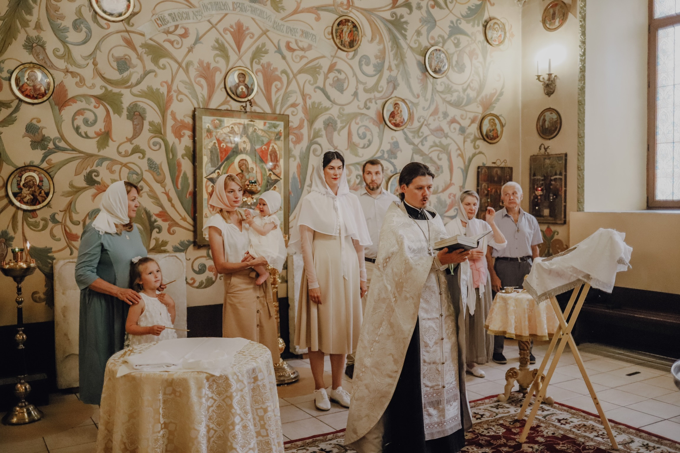 Крещение Клавдии. Семейный и портретный фотограф в Москве Александра Науменко