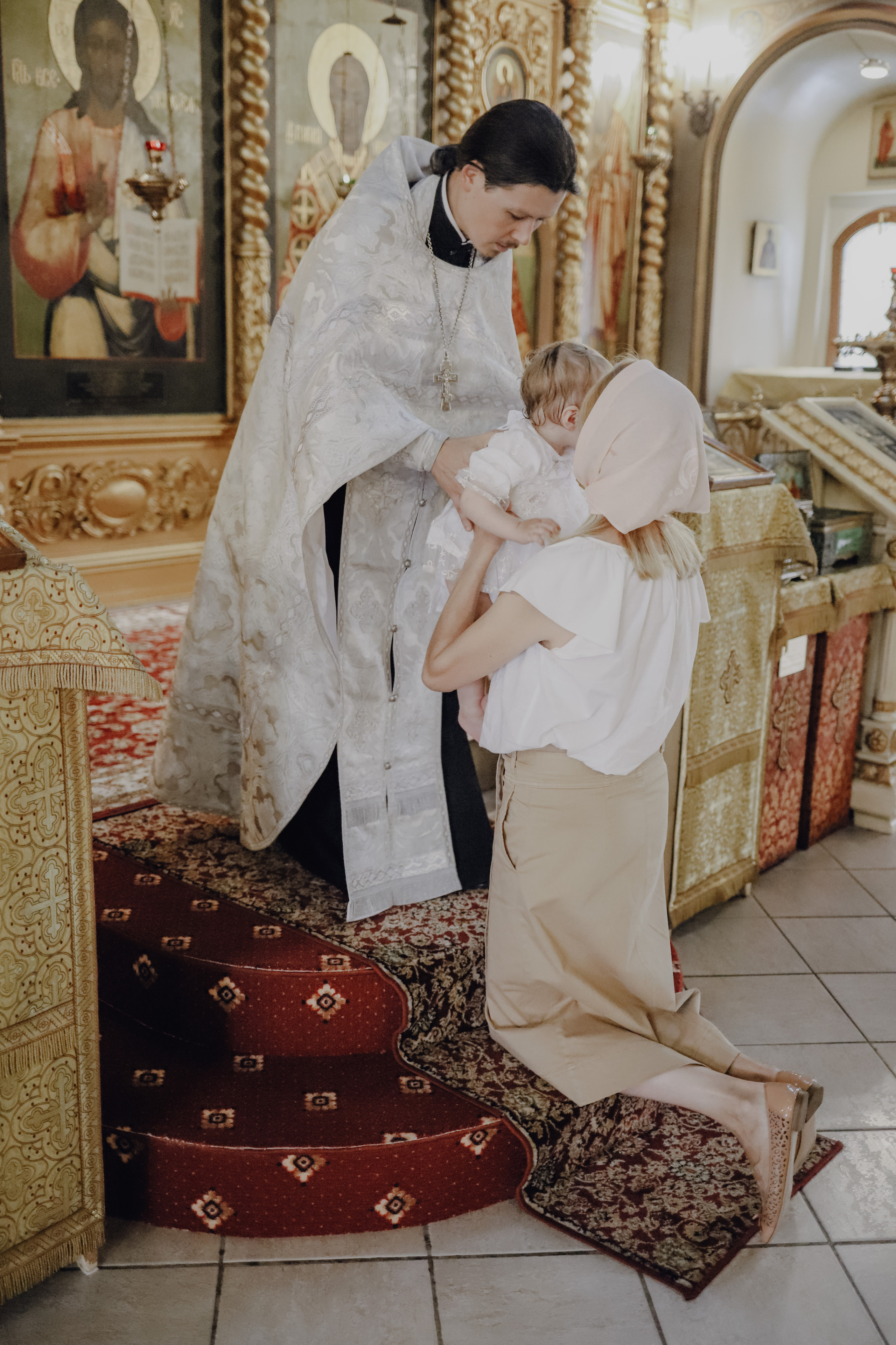 Крещение Клавдии. Семейный и портретный фотограф в Москве Александра Науменко
