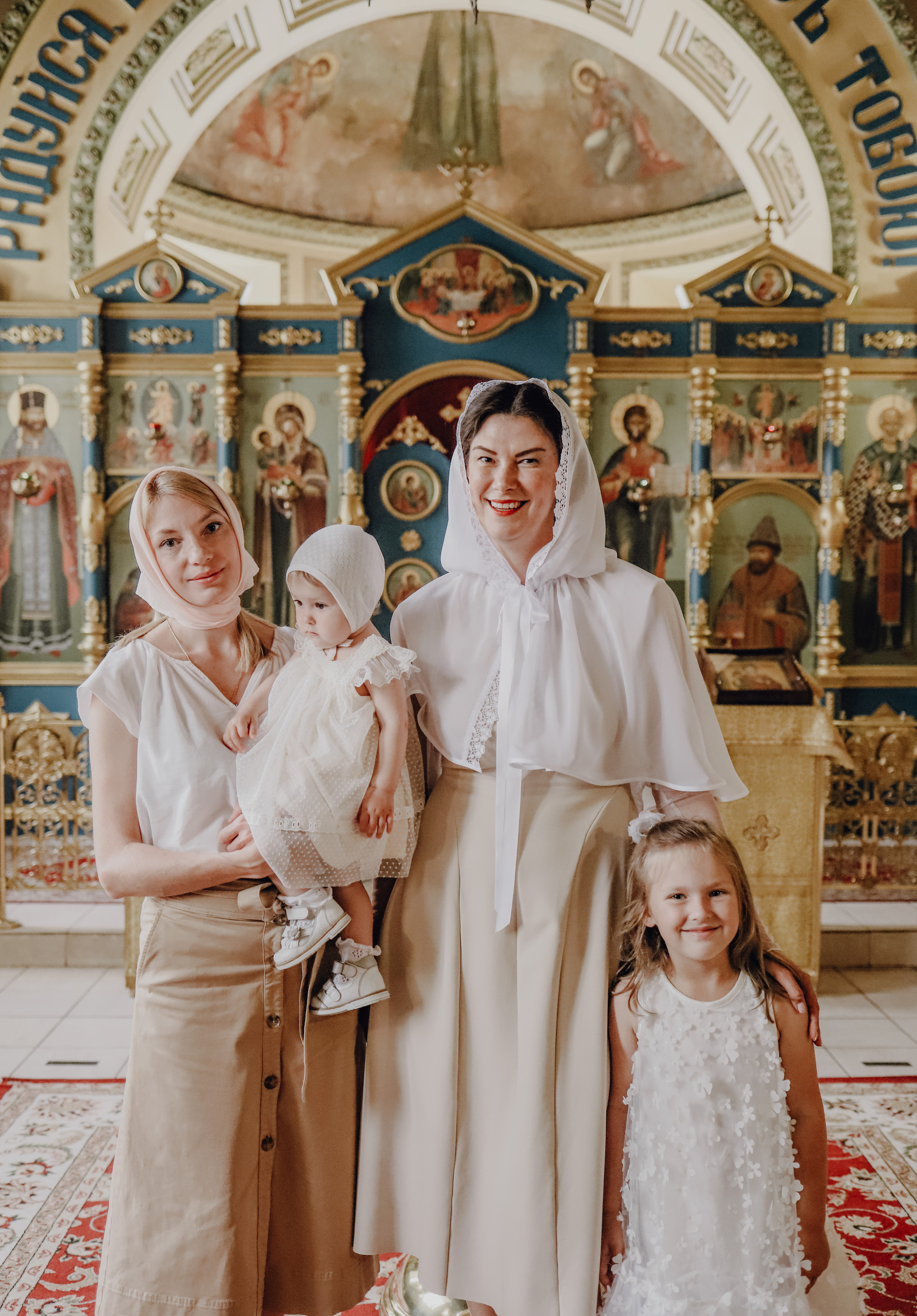 Крещение Клавдии. Семейный и портретный фотограф в Москве Александра Науменко