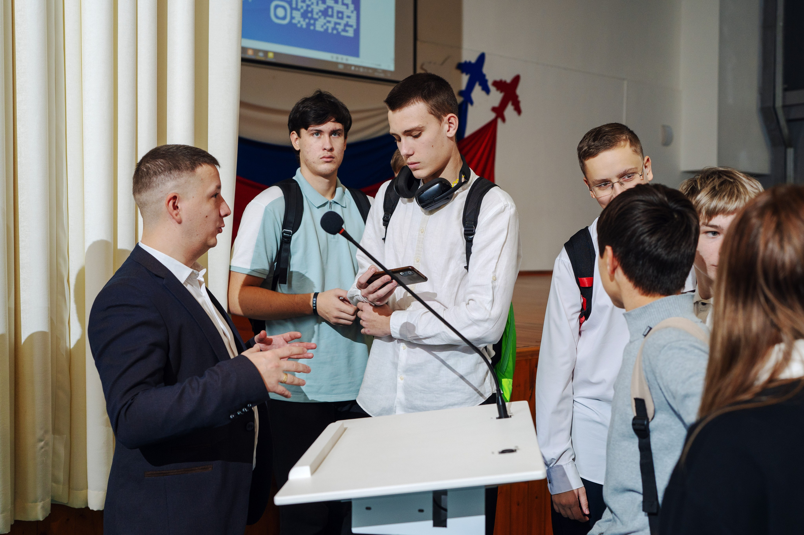 Лекция по киберспорту в школе № 2, п. Энем