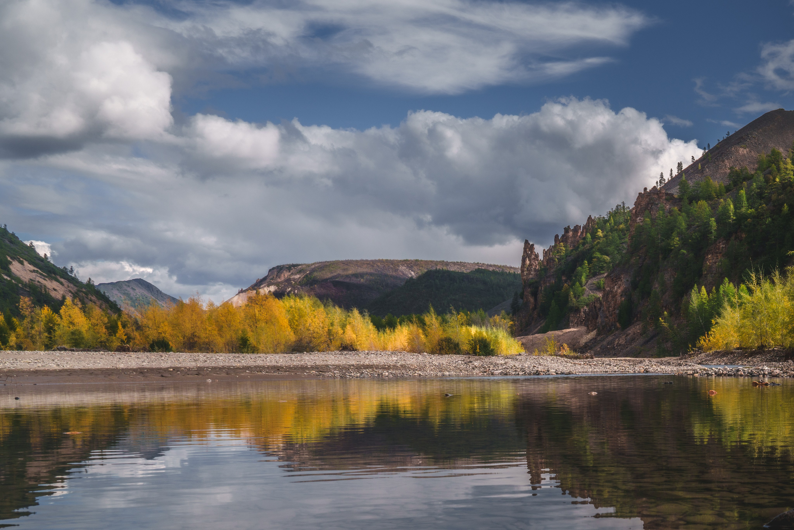 Неизвестная Колыма: Хетинские столбы и Эликчанские озера