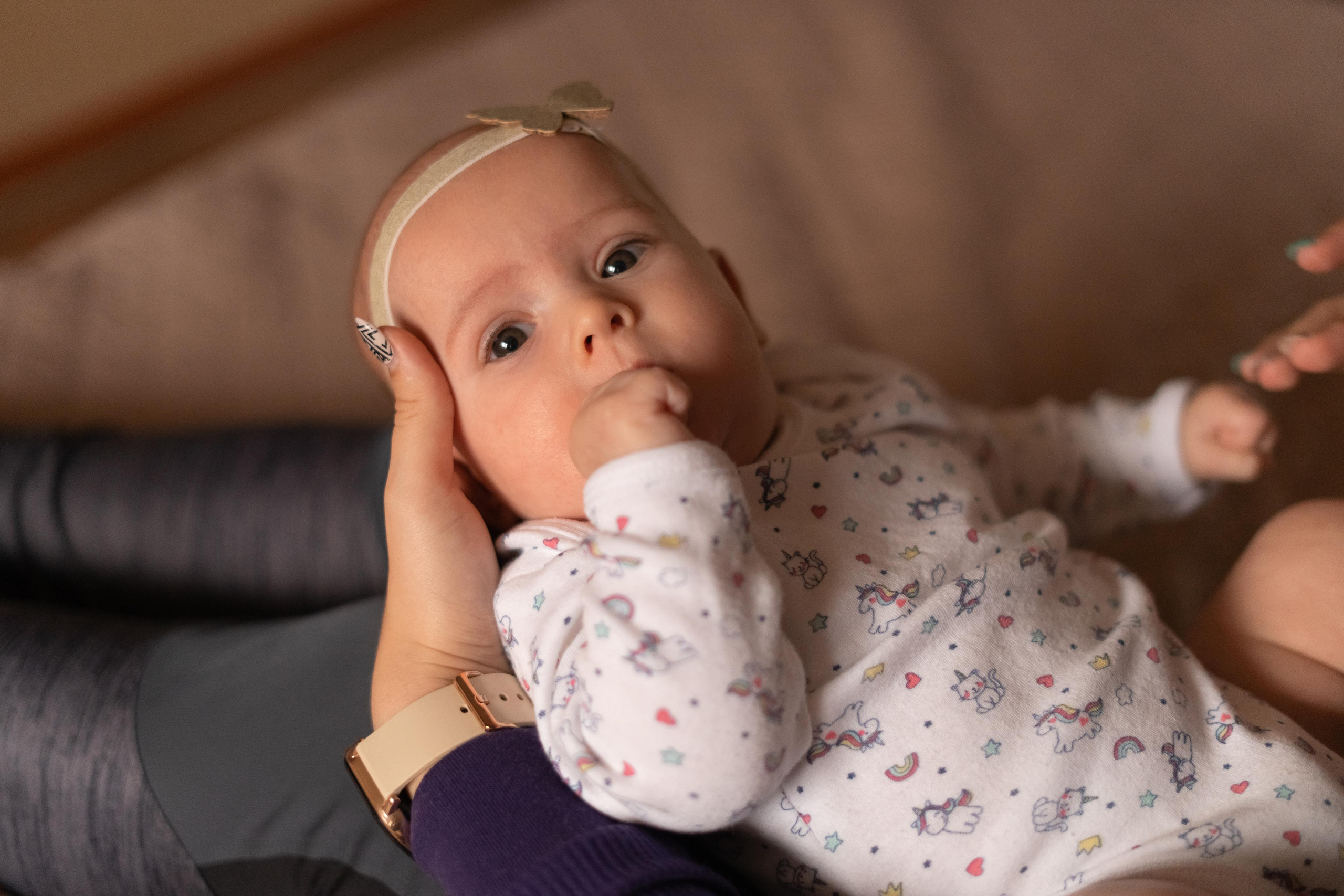 Домашняя фотосессия. Мама и малыш. Рита и Тая. Фотограф в Пензе Римма Якубова