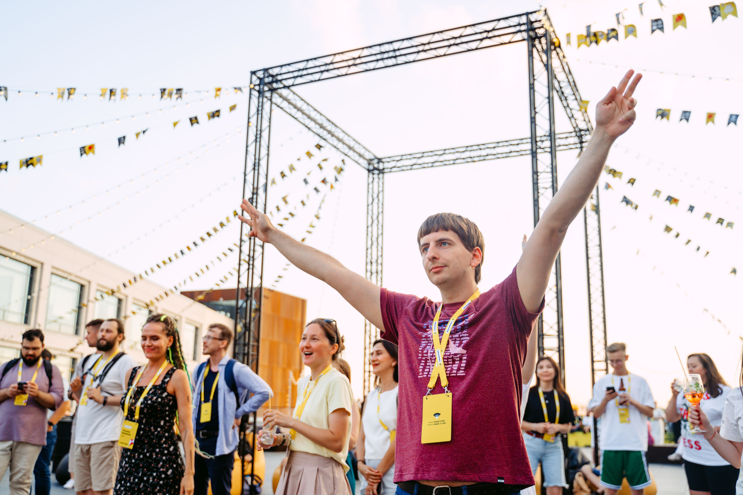 Тинькофф. ИТ-фест / 2023. Саша Копылов, фотограф в Казани