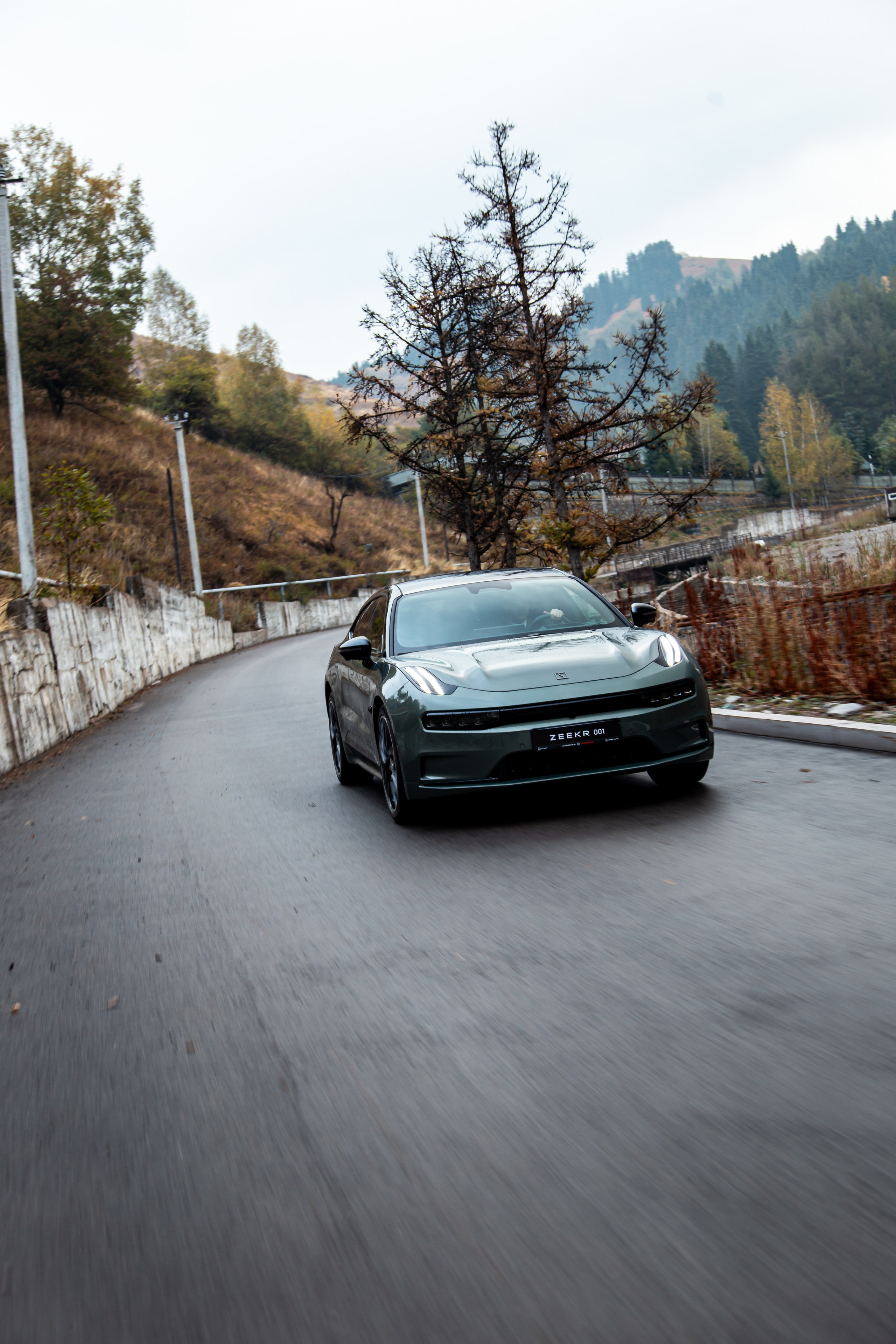 ZEEKR 001. Рекламный и портретный фотограф в Алматы — Серекпаев Танирхан