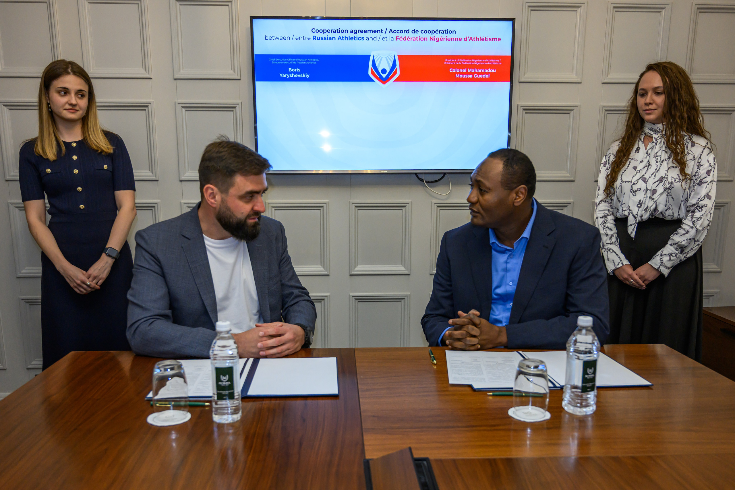 Подписание договора ВФЛА. Репортажный фотограф Москва Михеева Екатерина