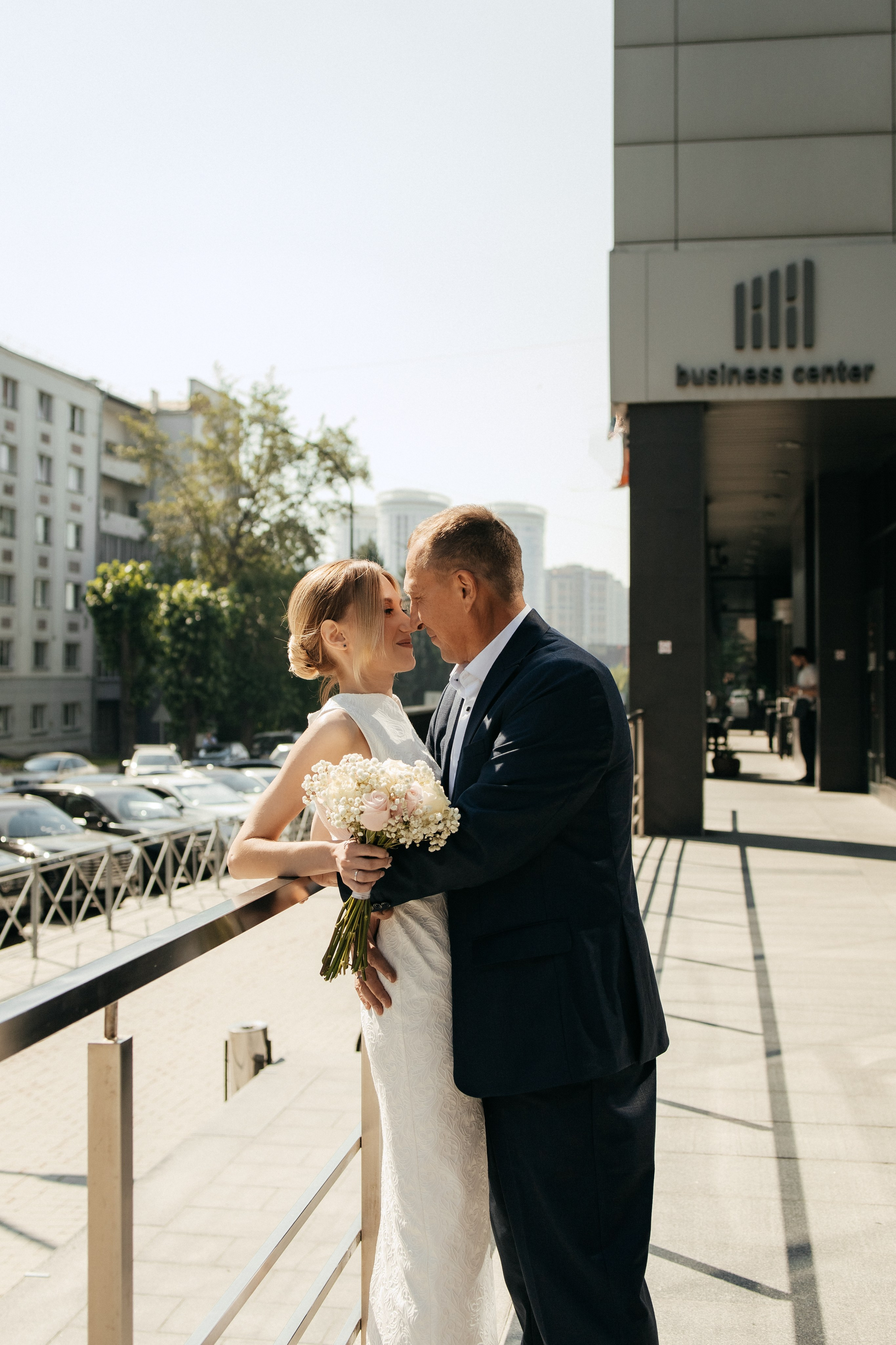 Свадебные прогулки. Семейный, свадебный и индивидуальный фотограф в Новосибирске