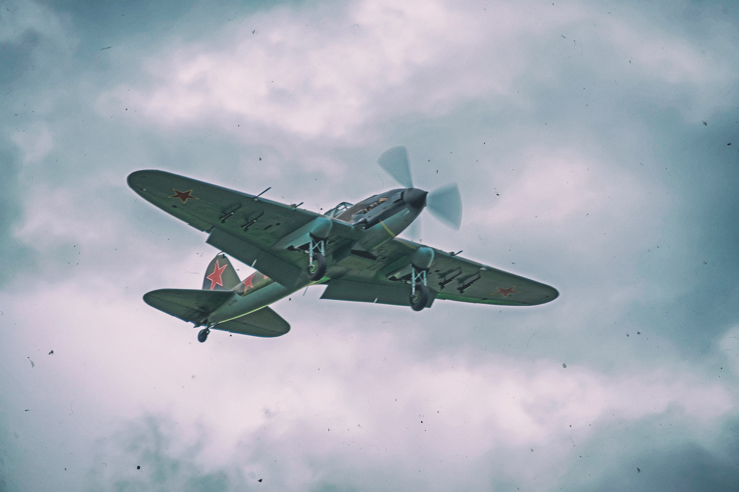 Авиация: самолеты, вертолеты, небесные зарисовки. От прошлого к будущему авиации через фотографию