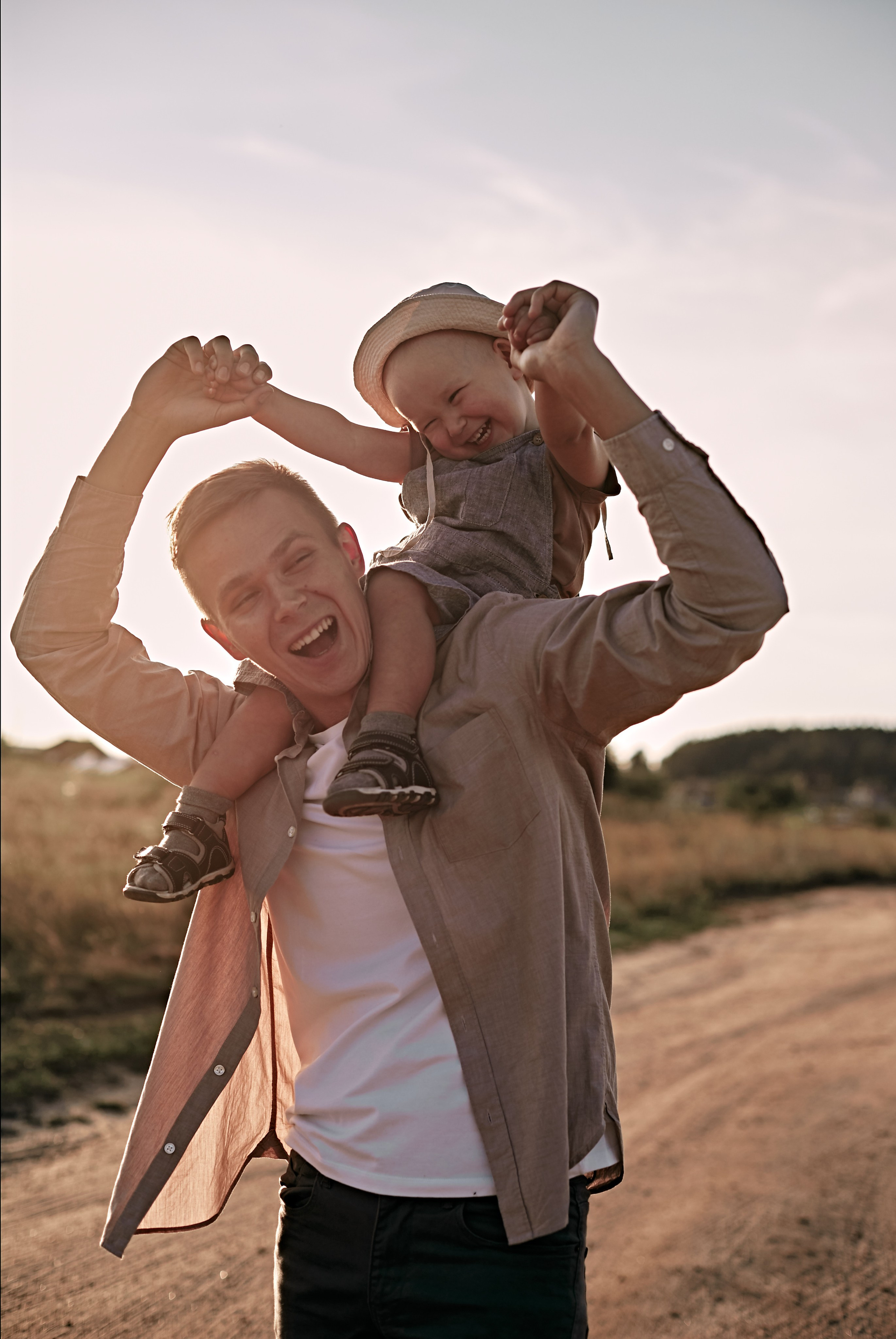 Катя с семьей. Порог Ревун. Главная