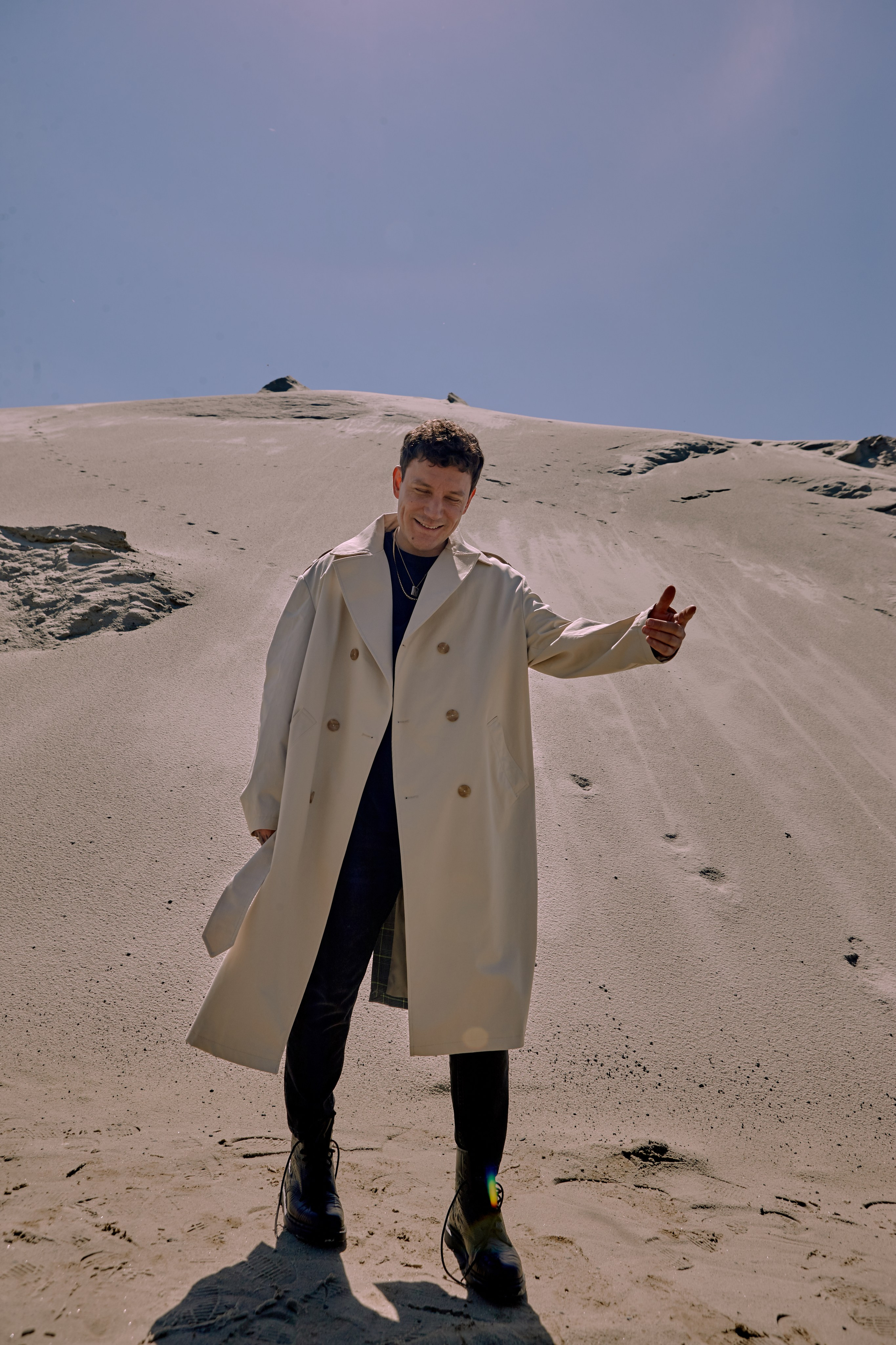 LUXOR. Фотограф Sasha Saunder