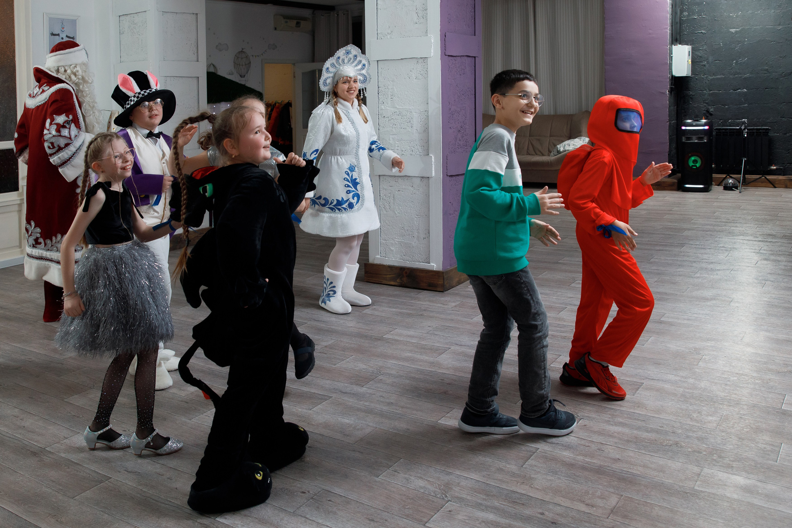 Школа «Кристалл» | Новогодняя программа. Свадебный, семейный и школьный фотограф в Сызрани Максим Баталов