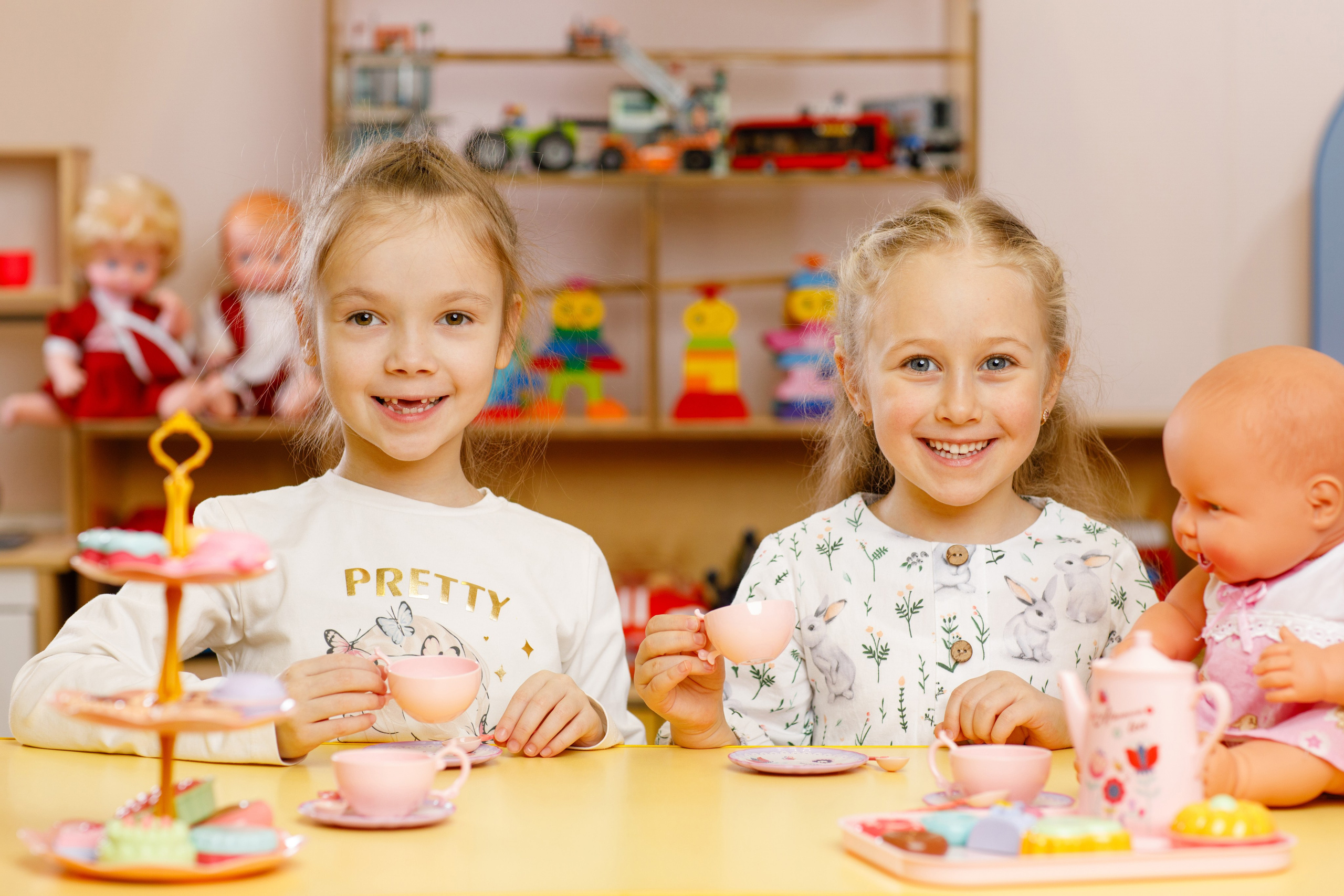 Группа, физкультура. Выпускные альбомы в Москве FOTOVMESTE