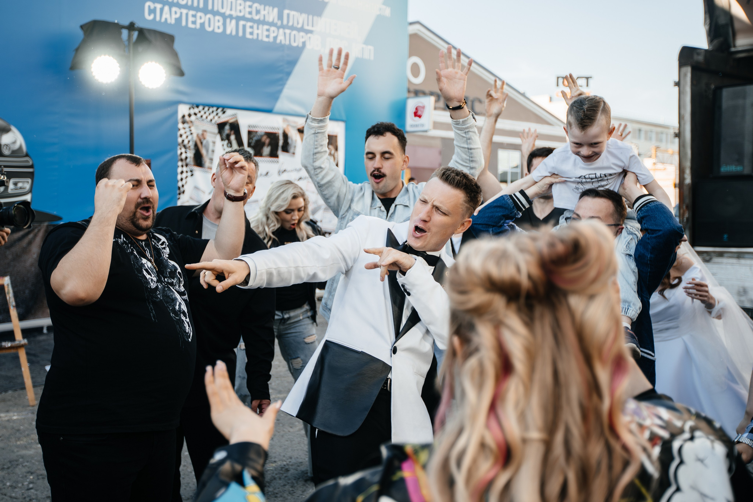 Анна & Евгений проект «Четыре свадьбы» на Пятнице. Свадебный фотограф Барнаул Алексей Павлов